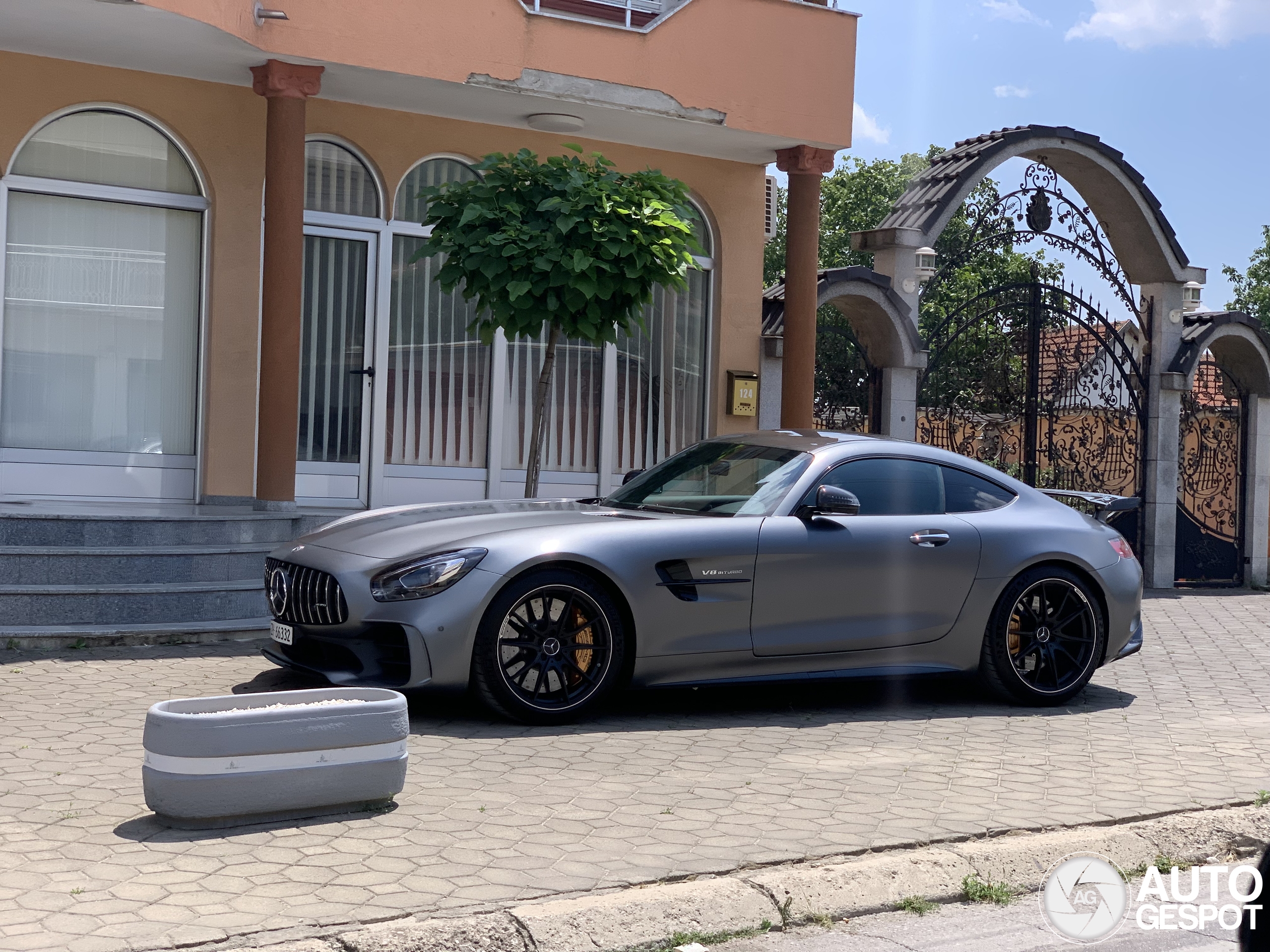 Mercedes-AMG GT R C190