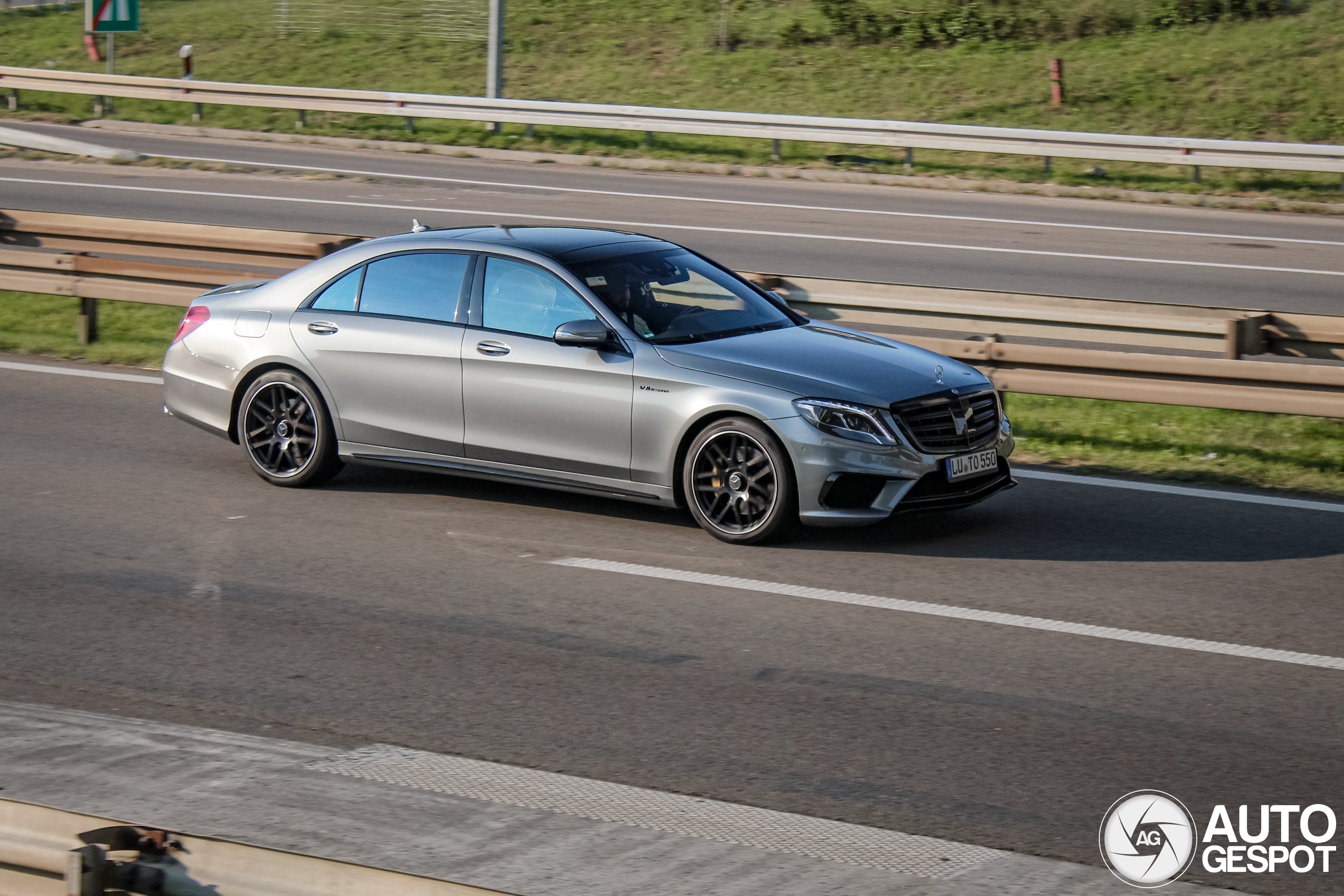 Mercedes-Benz S 63 AMG V222