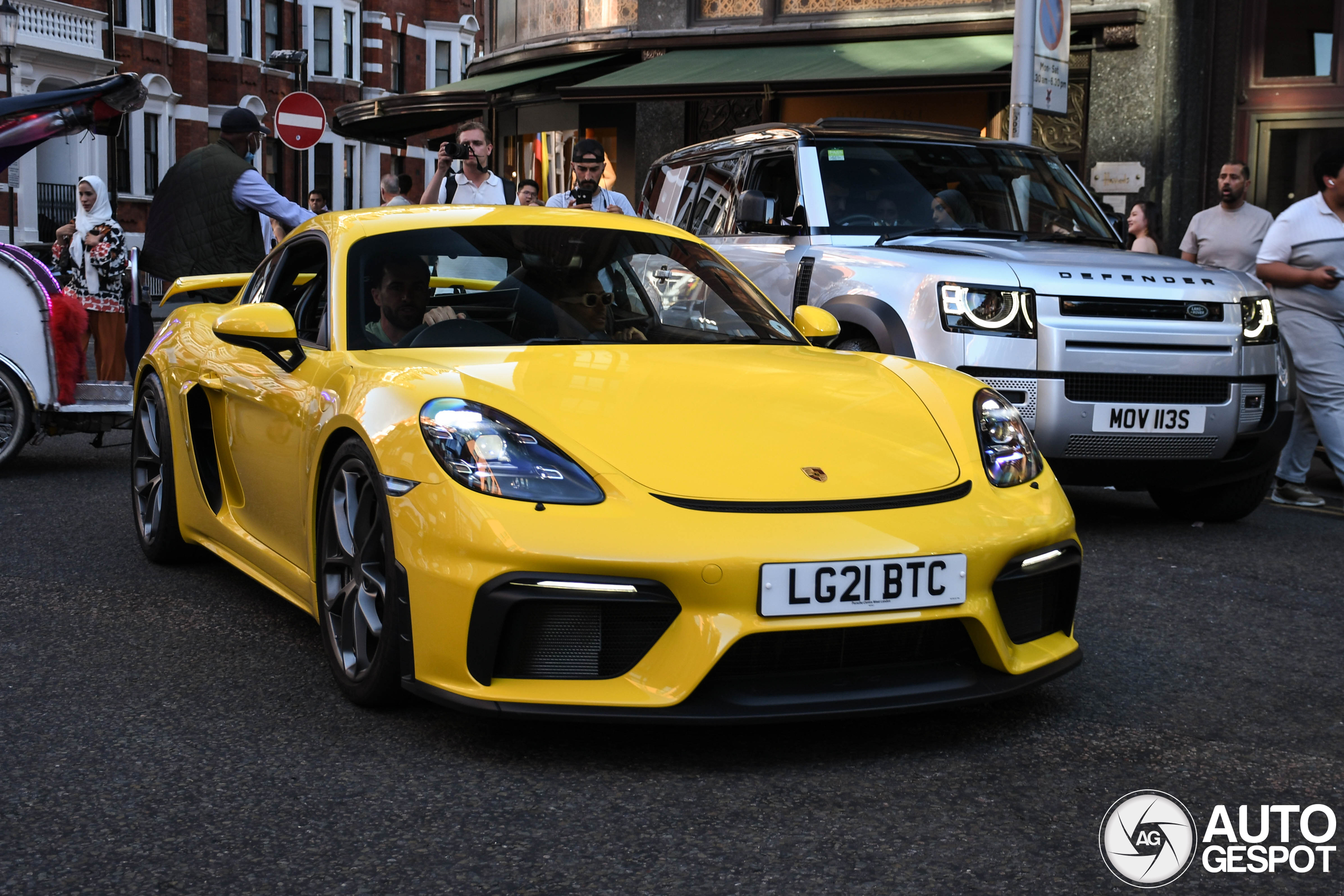 Porsche 718 Cayman GT4