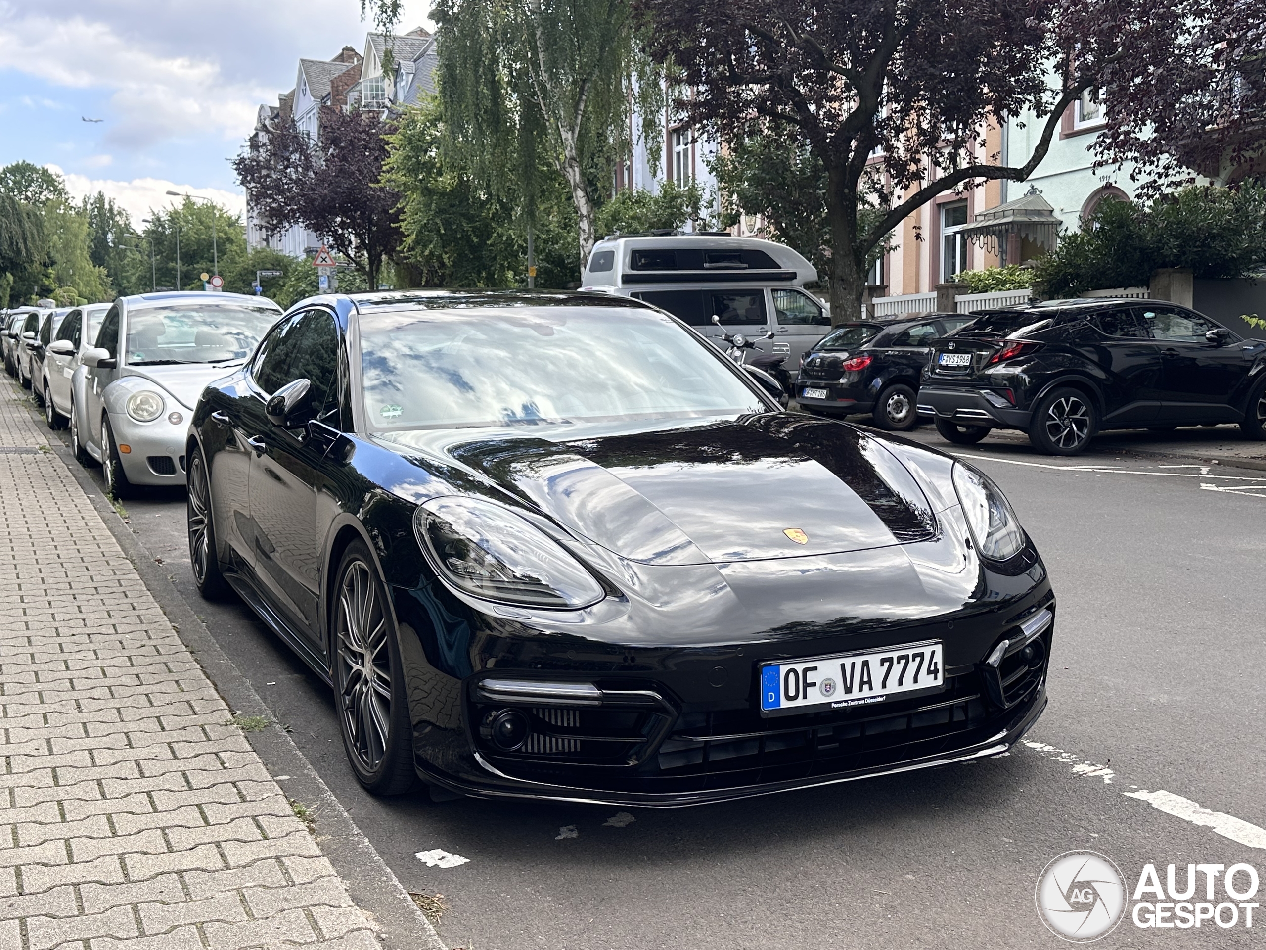 Porsche 971 Panamera Turbo