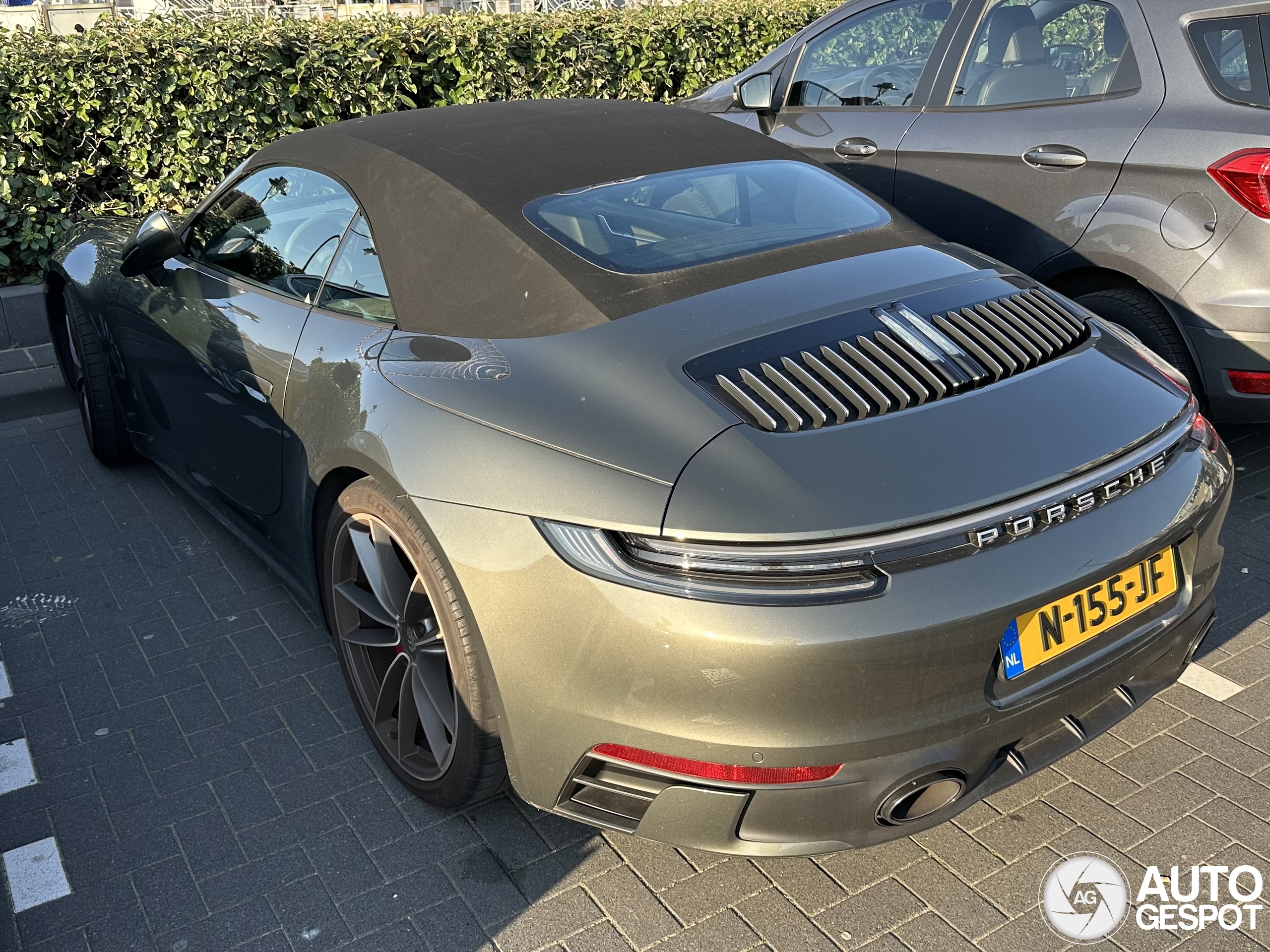 Porsche 992 Carrera 4S Cabriolet