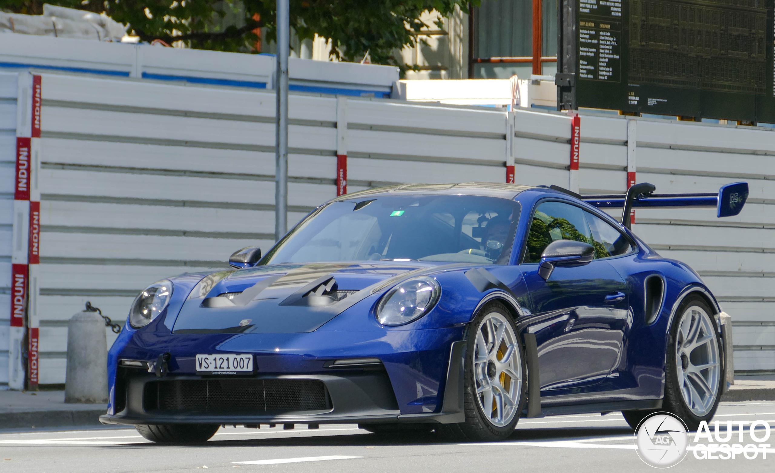 Porsche 992 GT3 RS Weissach Package