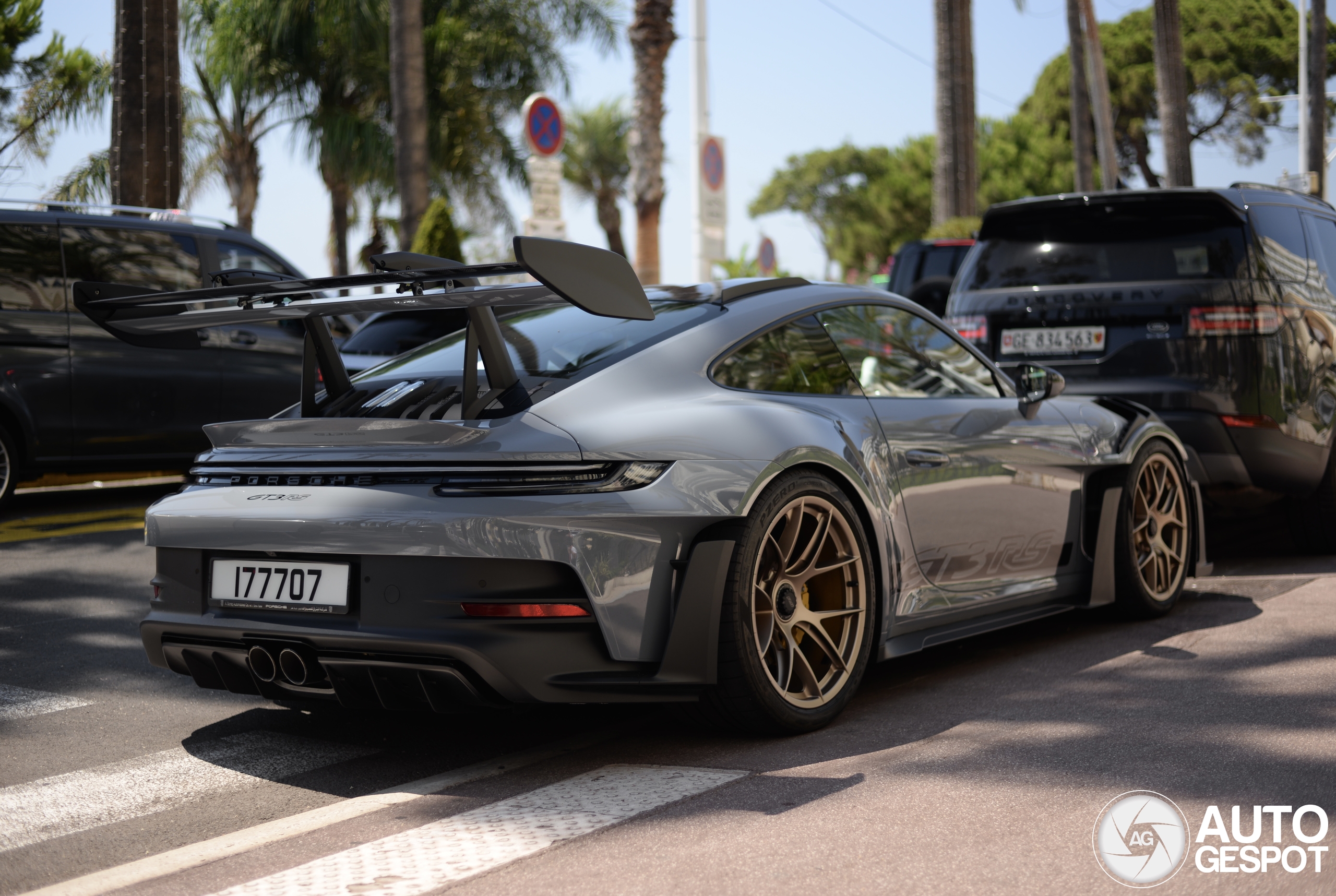 Porsche 992 GT3 RS Weissach Package