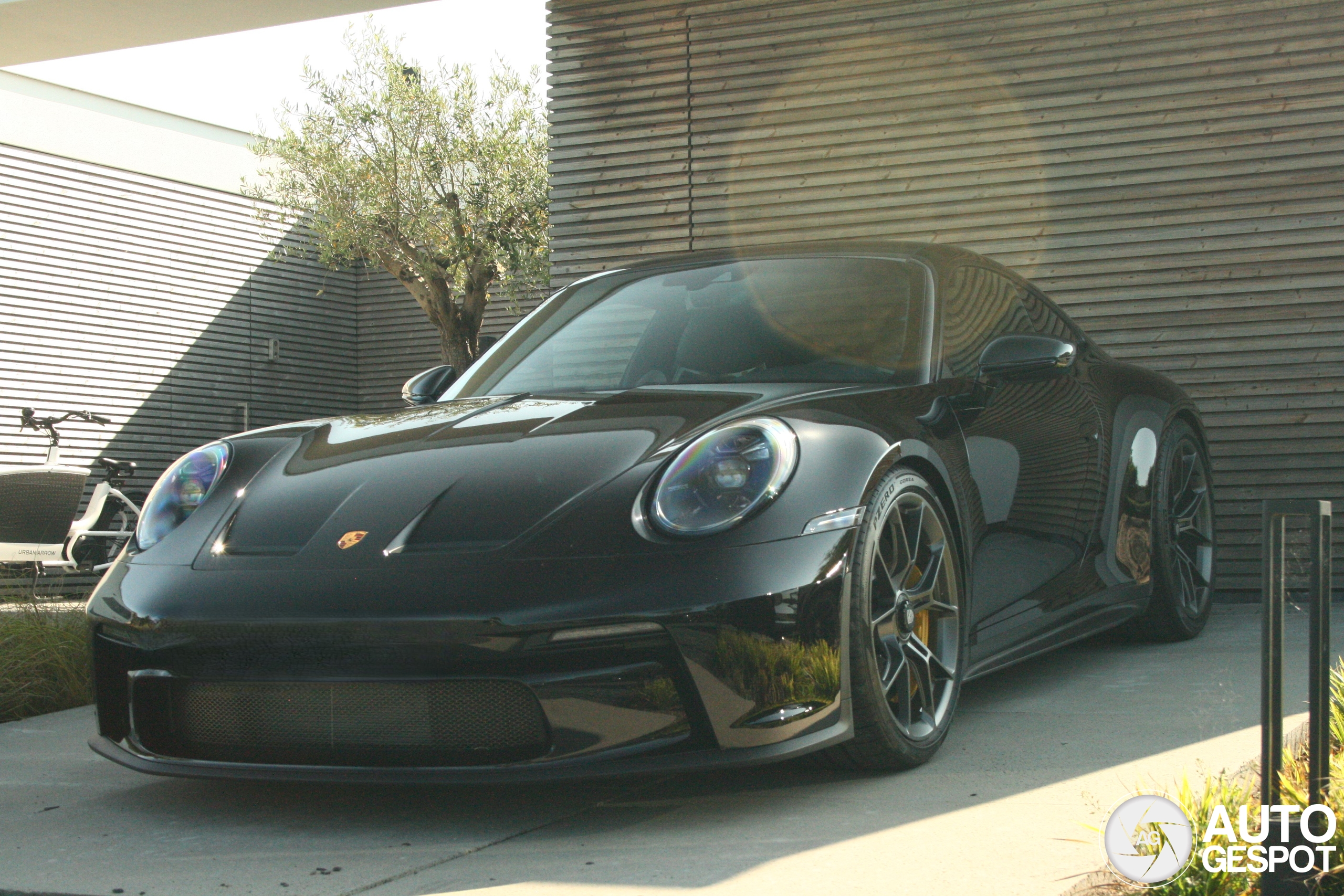 Porsche 992 GT3 Touring