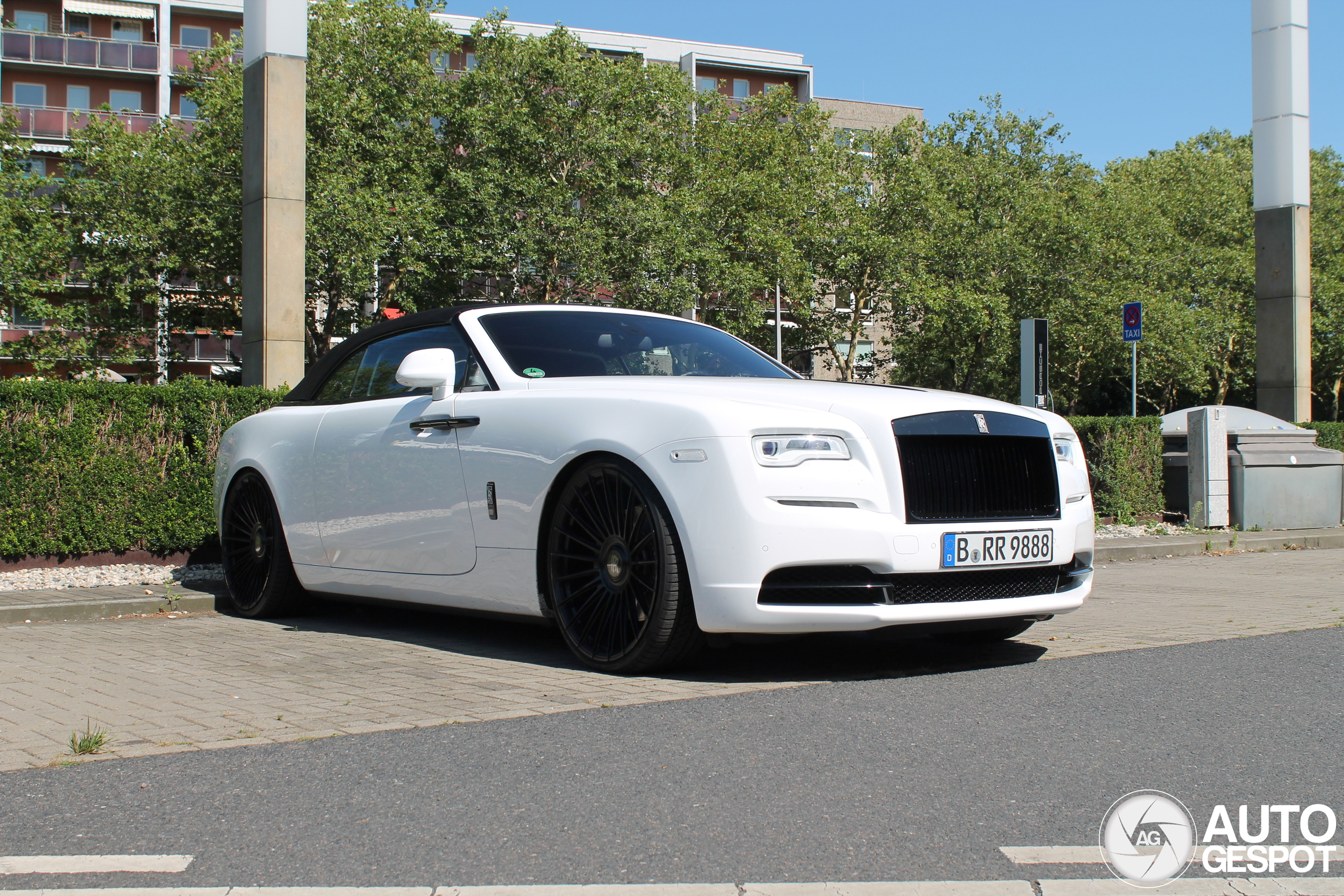 Rolls-Royce Dawn Black Badge