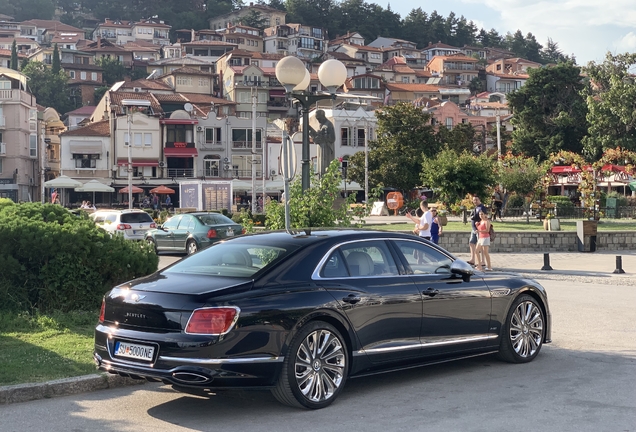 Bentley Flying Spur W12 2022 Mulliner