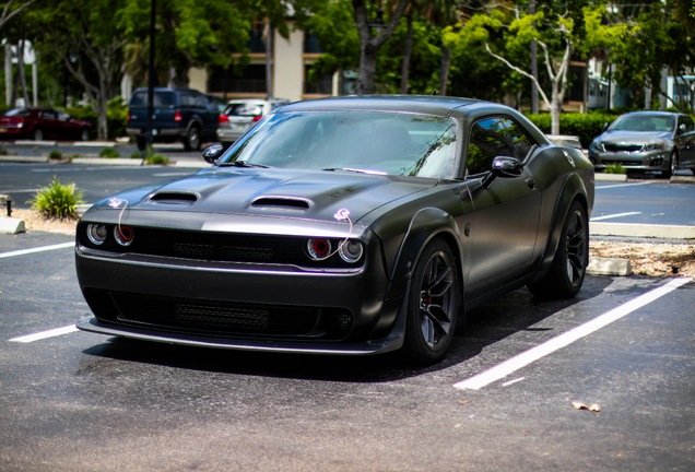 Dodge Challenger SRT Hellcat Redeye Widebody