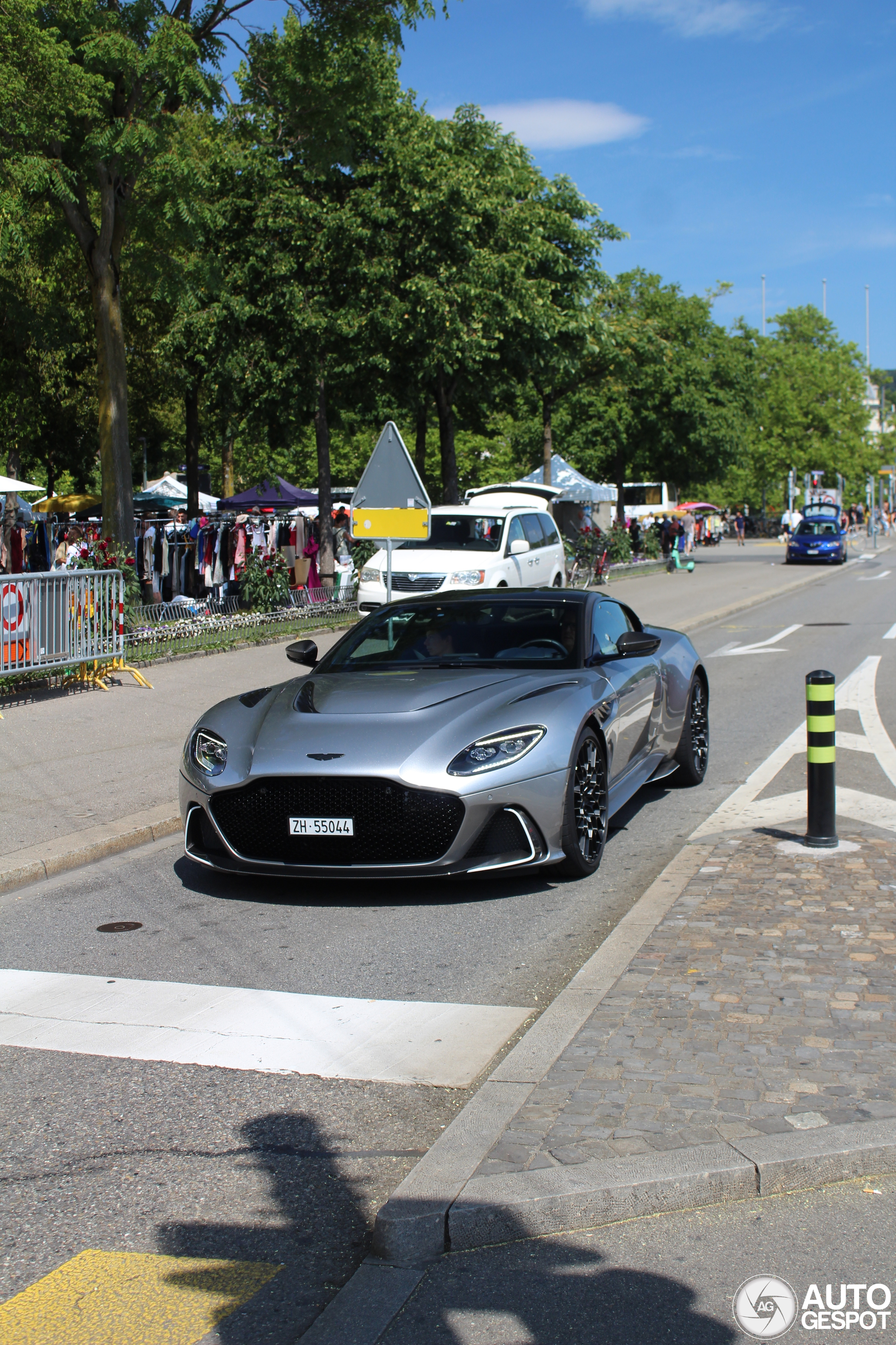 Aston Martin DBS 770 Ultimate