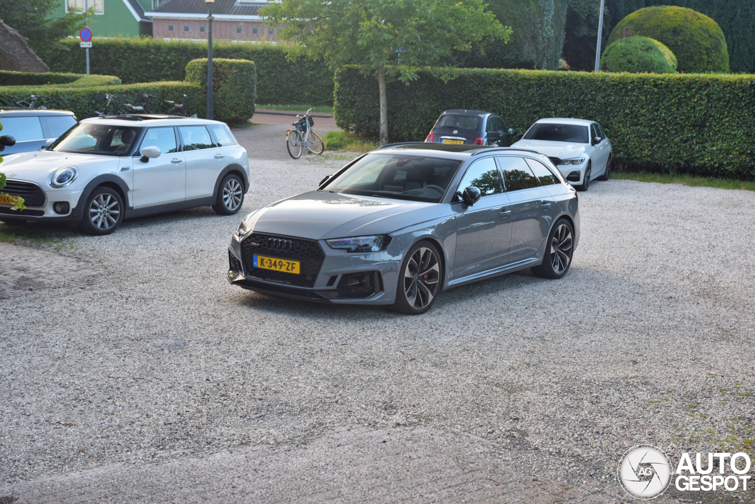 Audi RS4 Avant B9