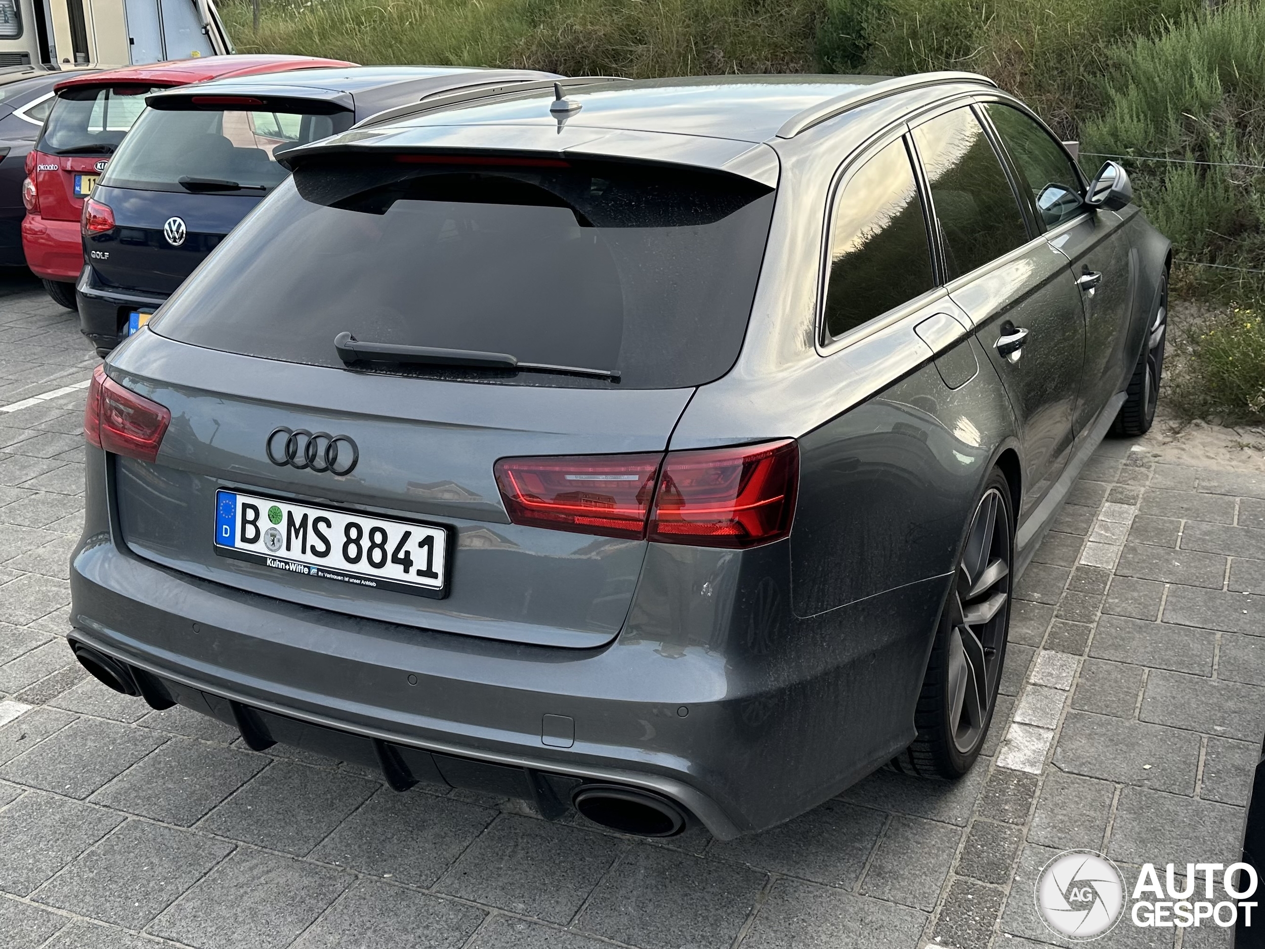 Audi RS6 Avant C7 2015