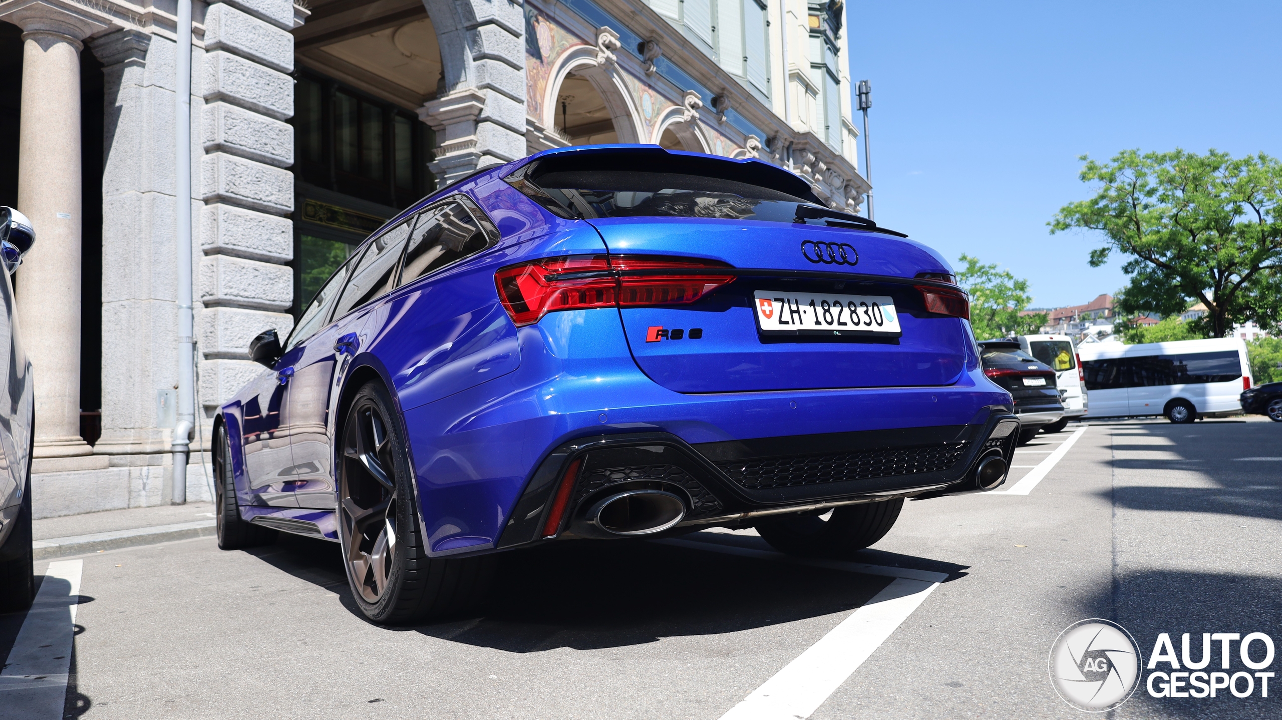 Audi RS6 Avant C8