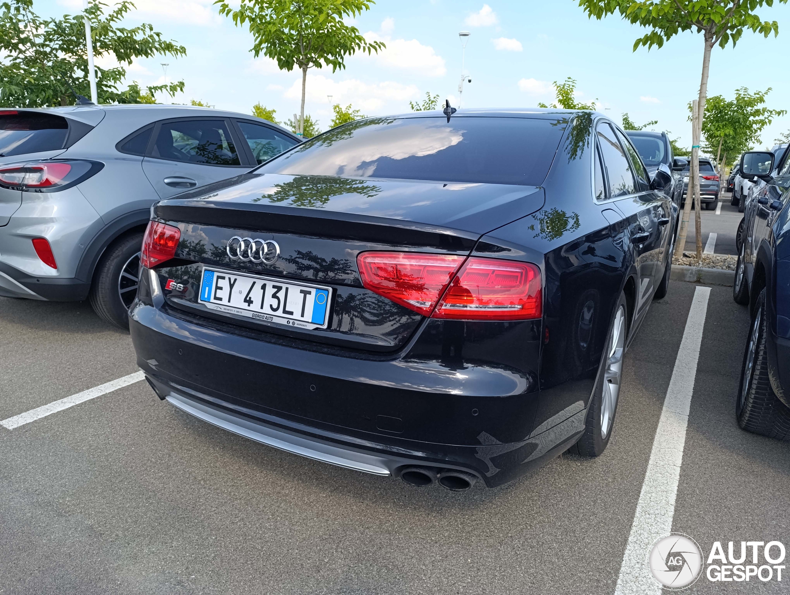 Audi S8 D4