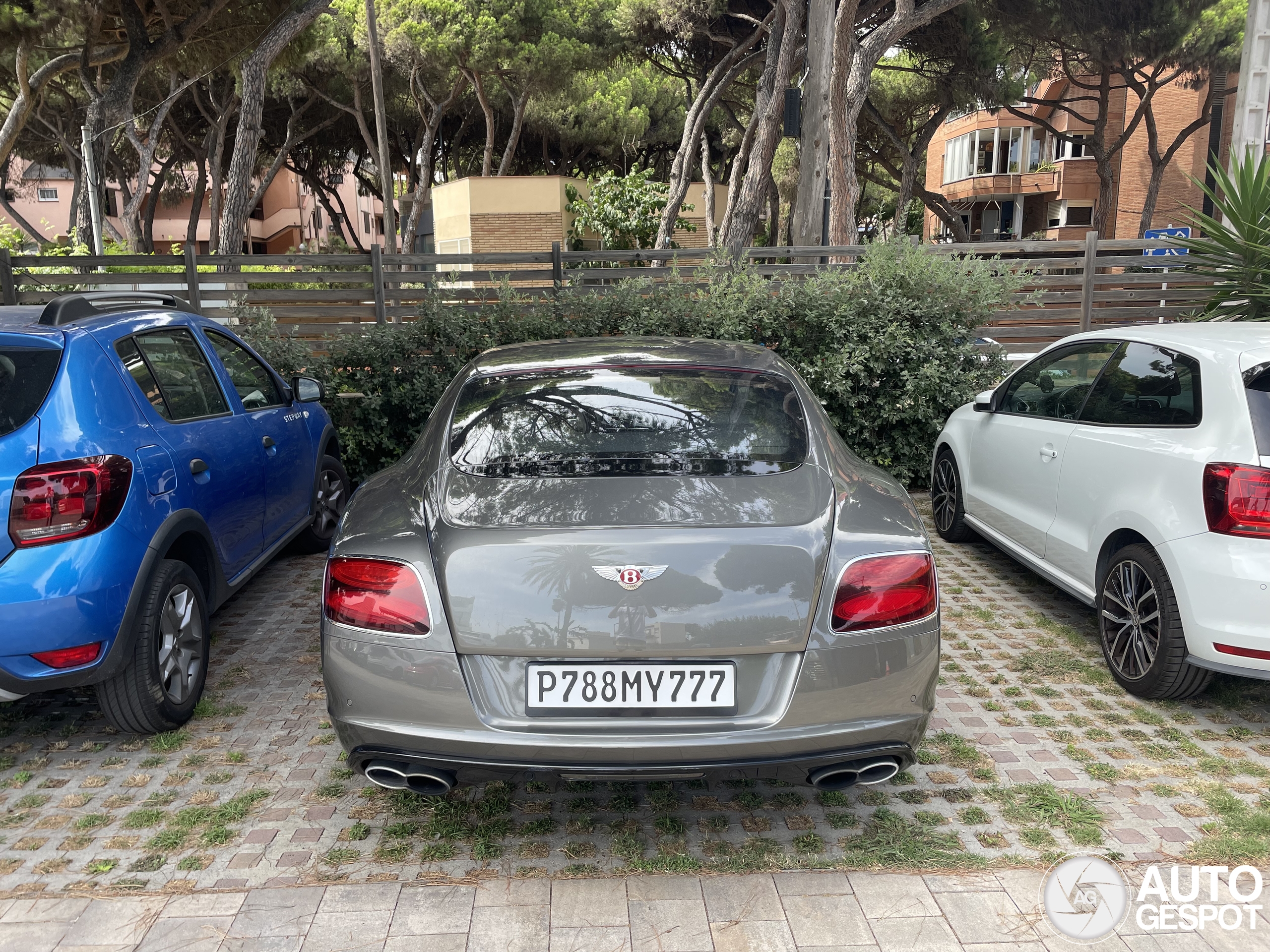 Bentley Continental GT V8 S