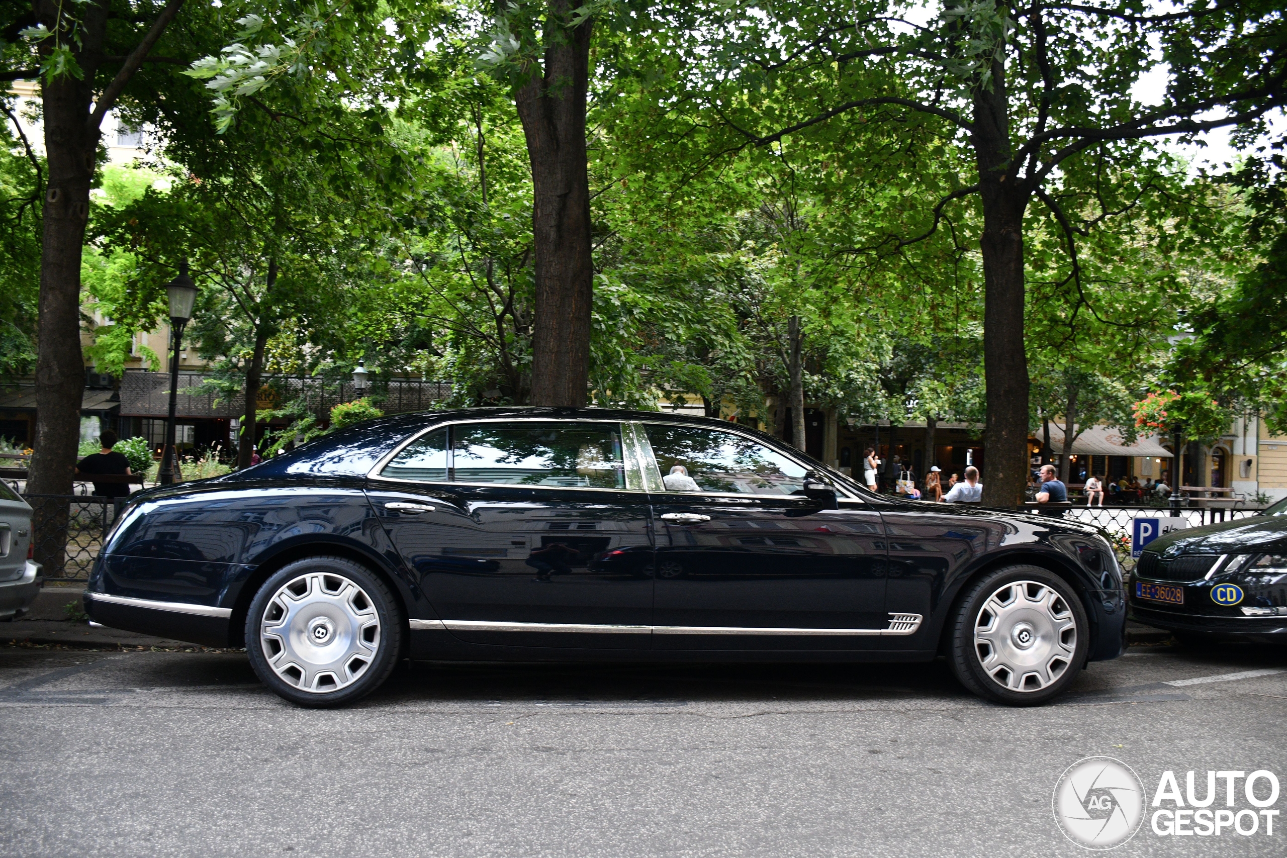 Bentley Mulsanne EWB 2016