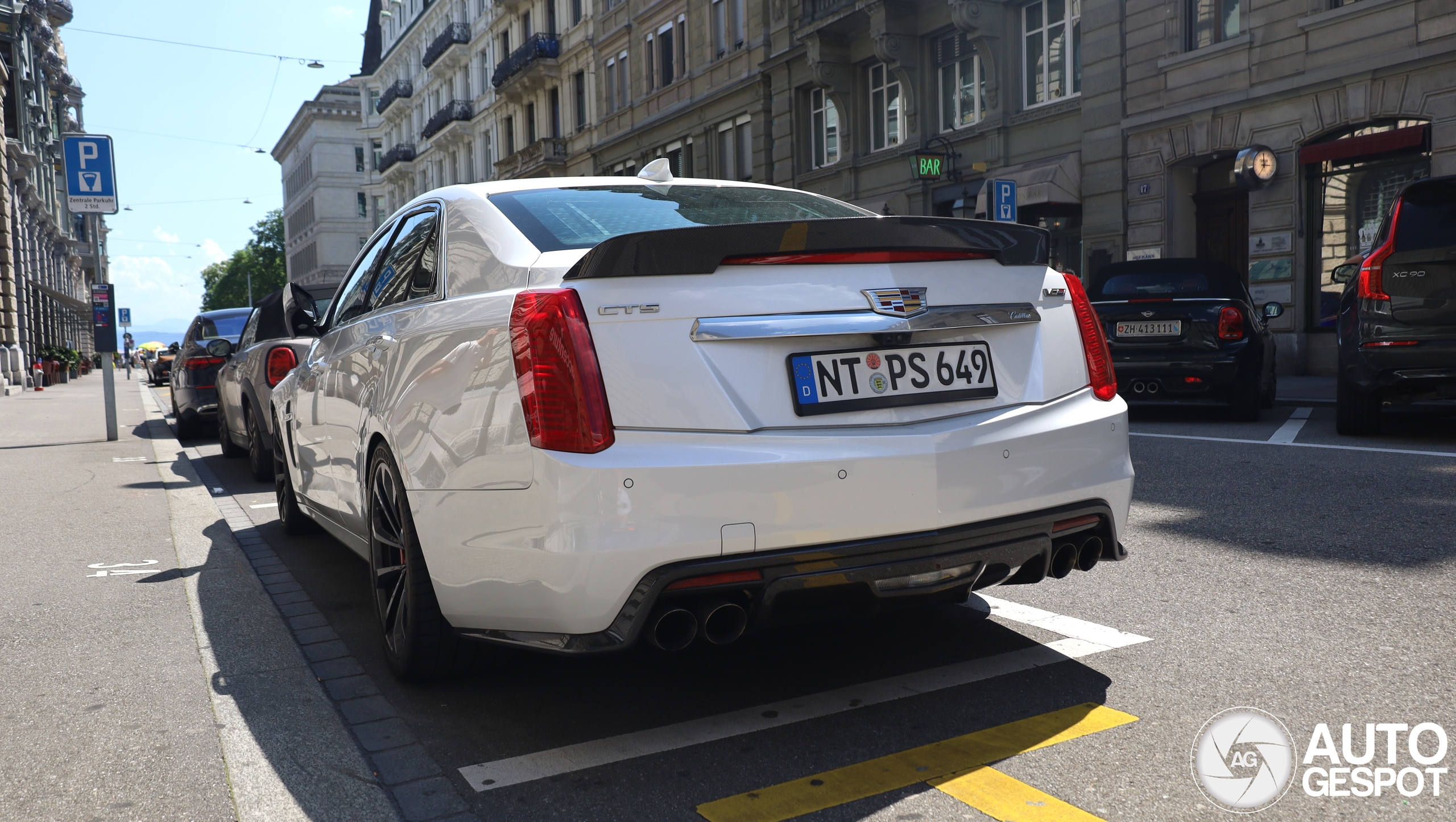 Cadillac CTS-V 2015