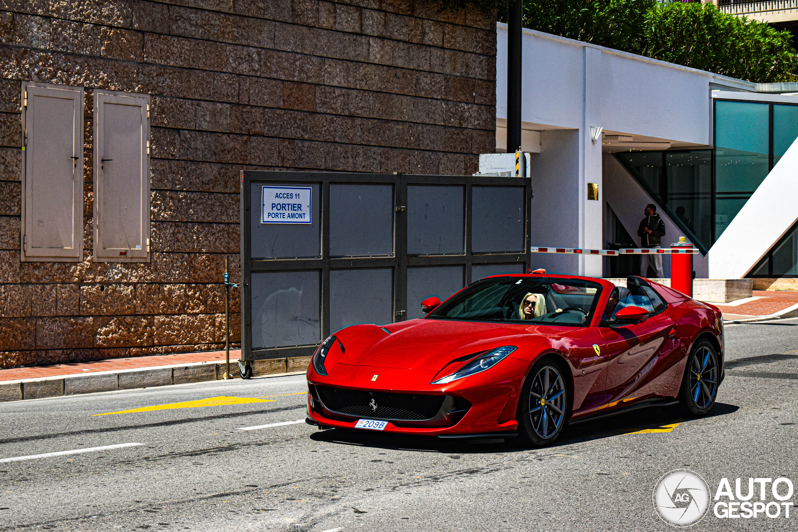 Ferrari 812 GTS