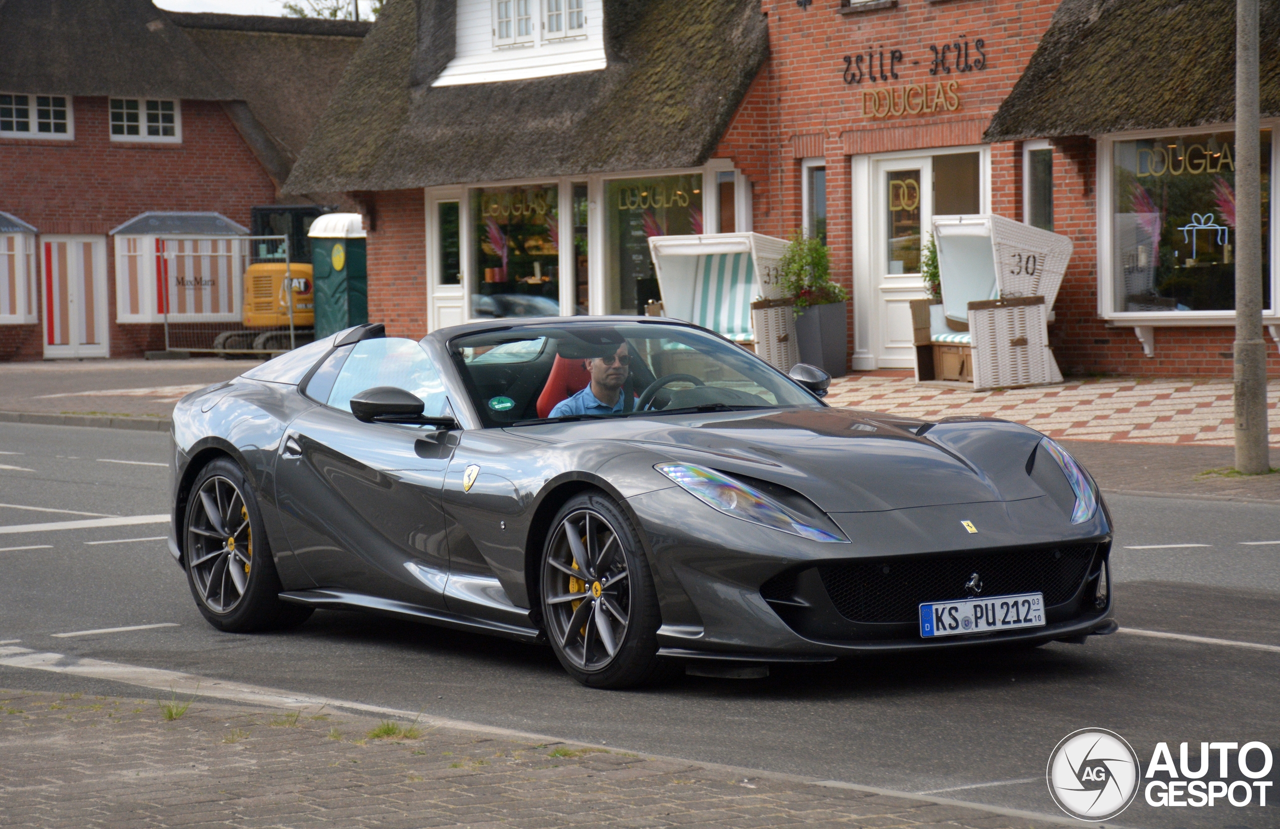 Ferrari 812 GTS