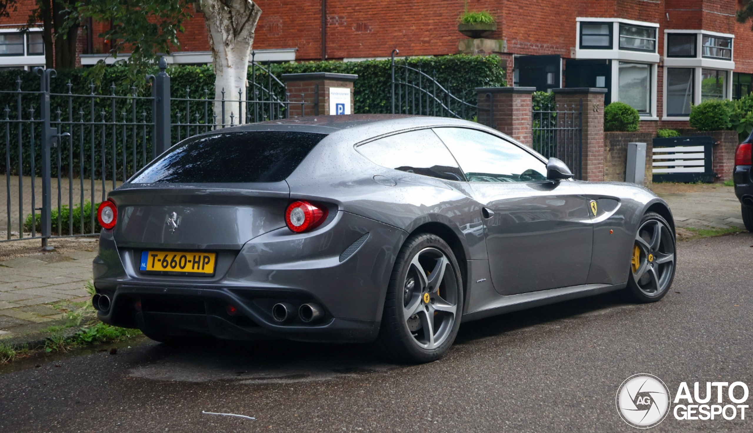 Ferrari FF