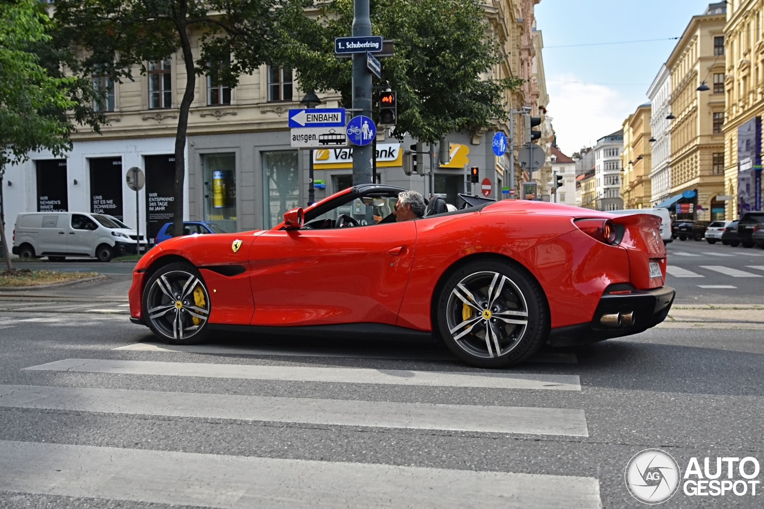 Ferrari Portofino M