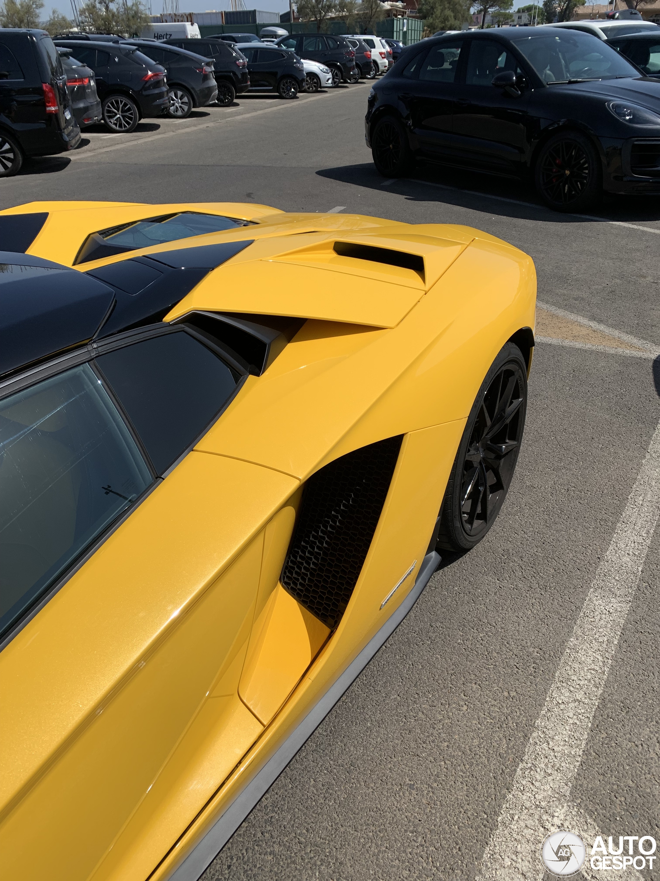 Lamborghini Aventador S LP740-4 Roadster