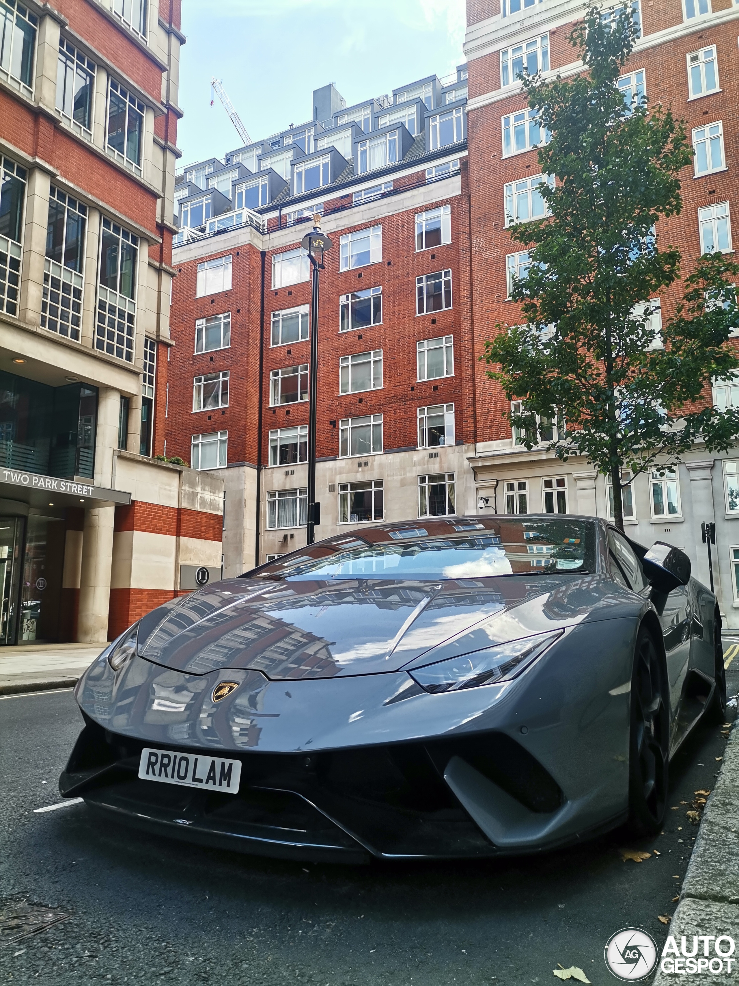 Lamborghini Huracán LP640-4 Performante