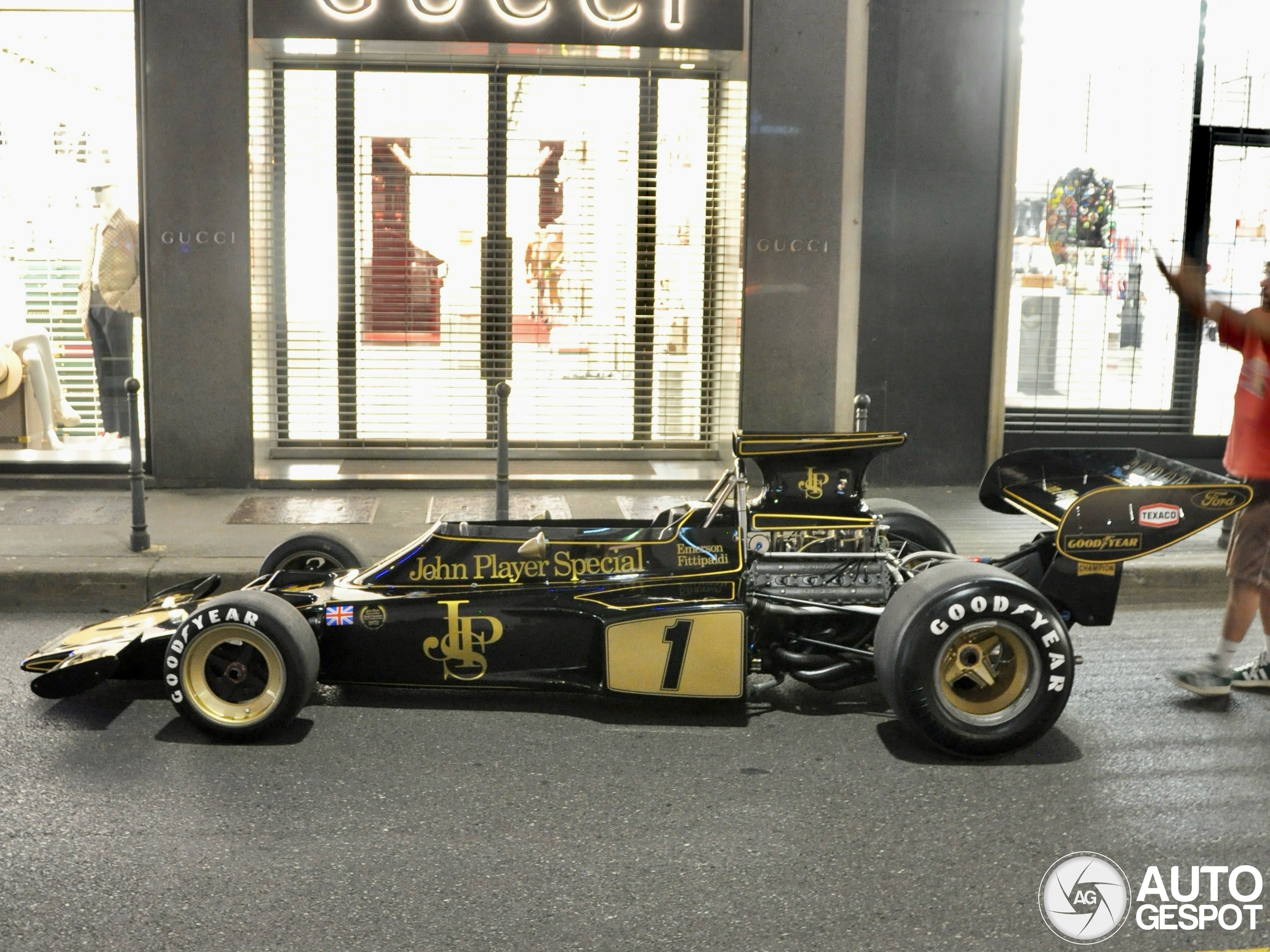 Modèle Réduit LOTUS 72 N°3 - Pilote Graham Hill - Grand Prix 1970 - Échelle Non Précisée - Marque Quartzo - Neuf