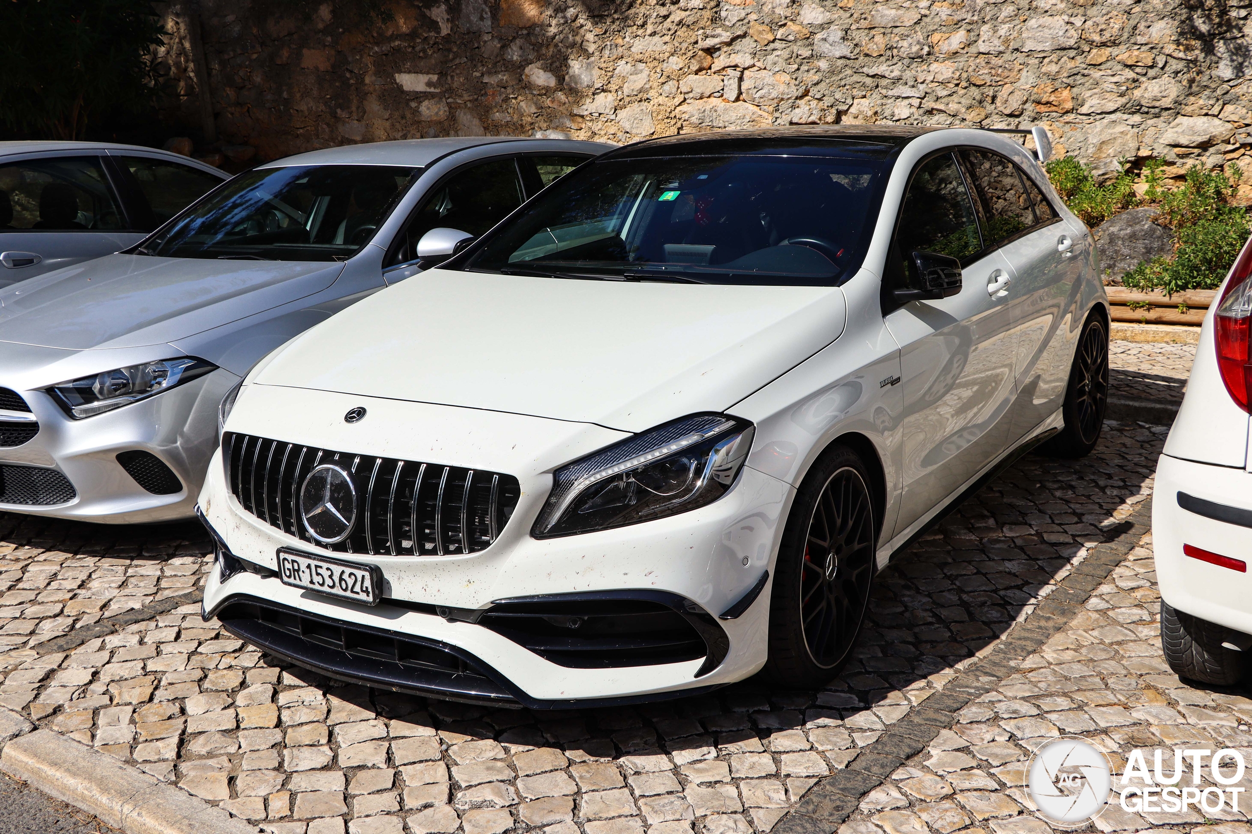 Mercedes-AMG A 45 W176 2015