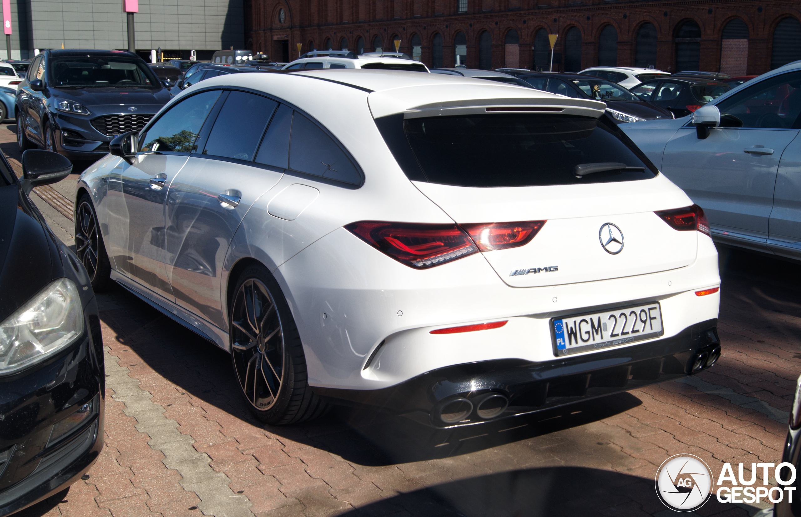 Mercedes-AMG CLA 45 Shooting Brake X118