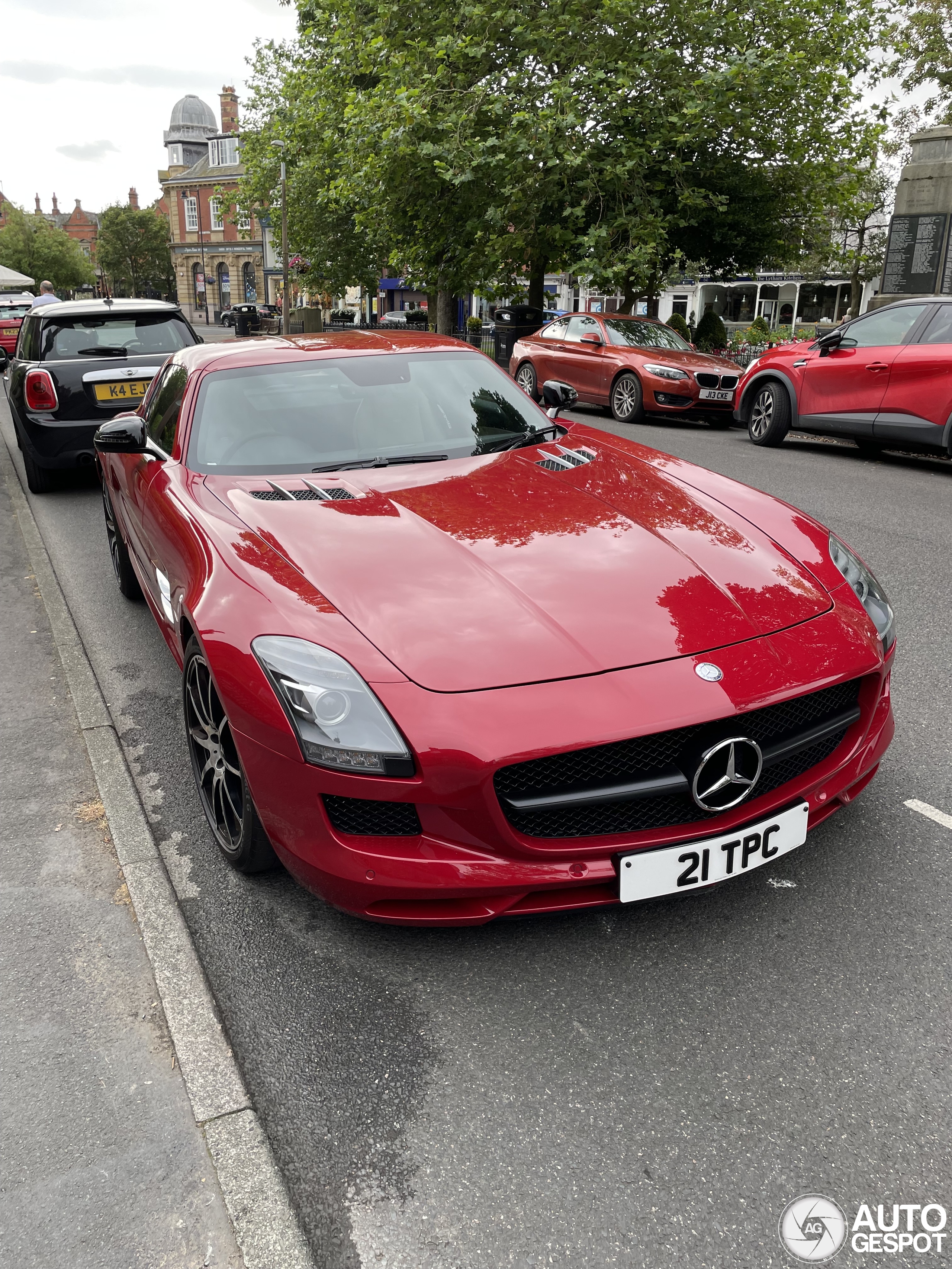 Mercedes-Benz SLS AMG