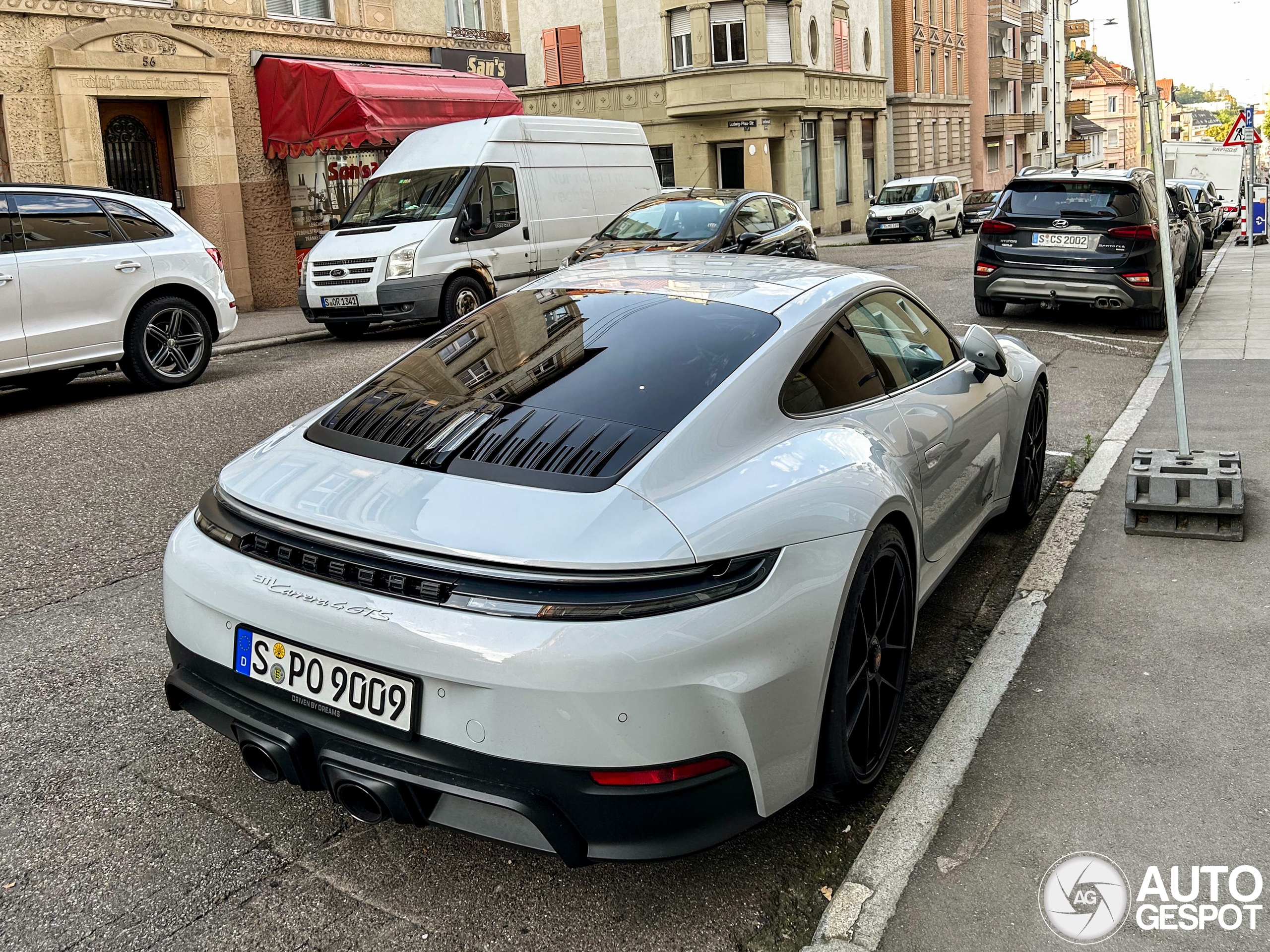 Porsche 992 Carrera 4 GTS MkII