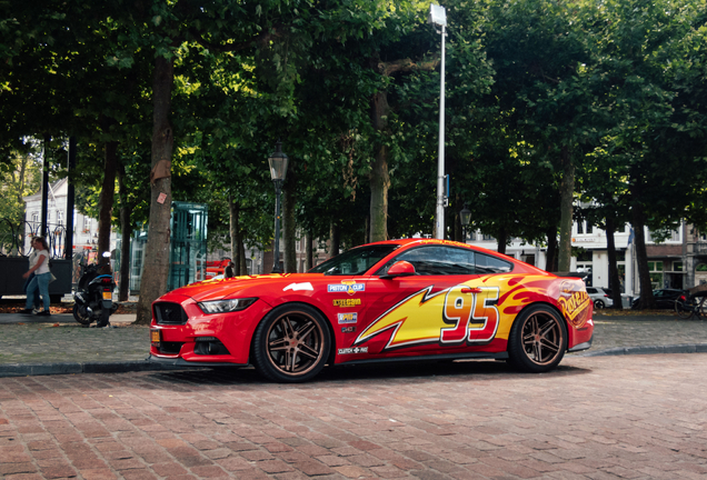 Ford Mustang Roush Stage 2 2015