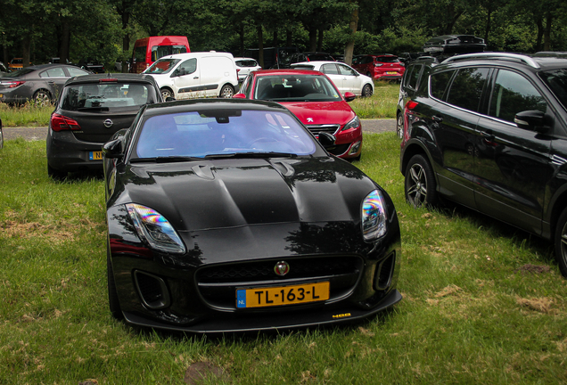 Jaguar F-TYPE 400 Sport Coupé