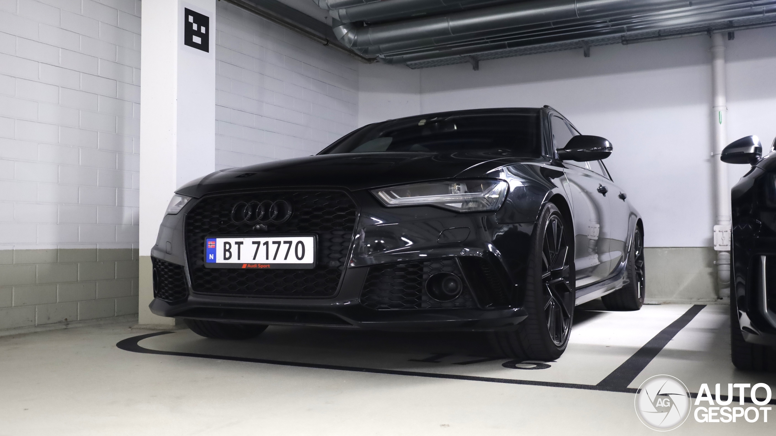 Audi RS6 Avant C7 2015