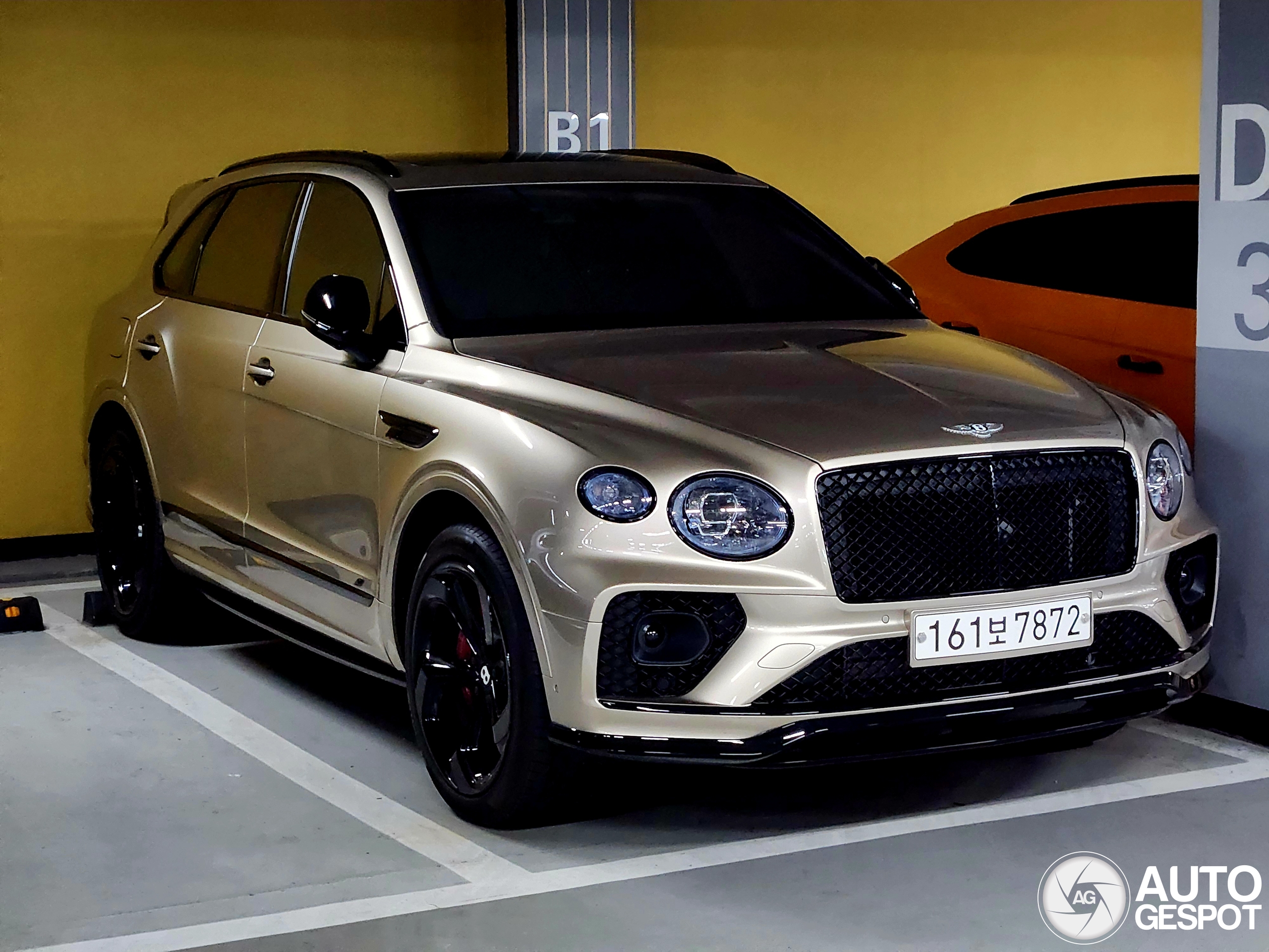 Bentley Bentayga V8 S 2022