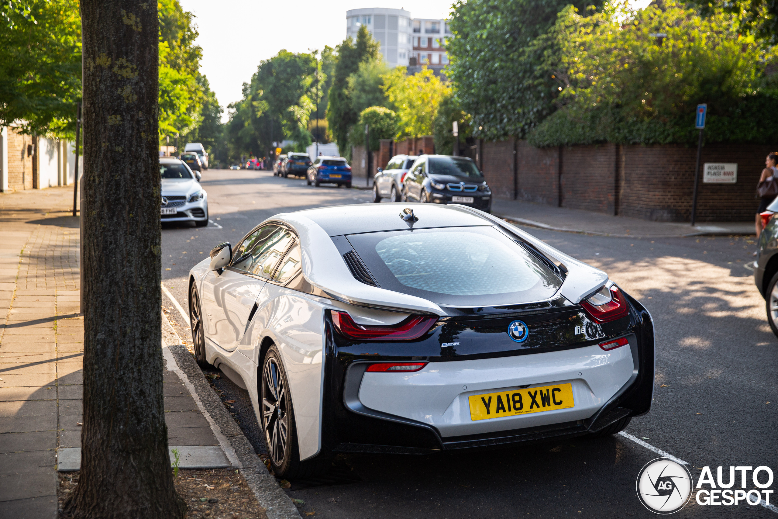 BMW i8