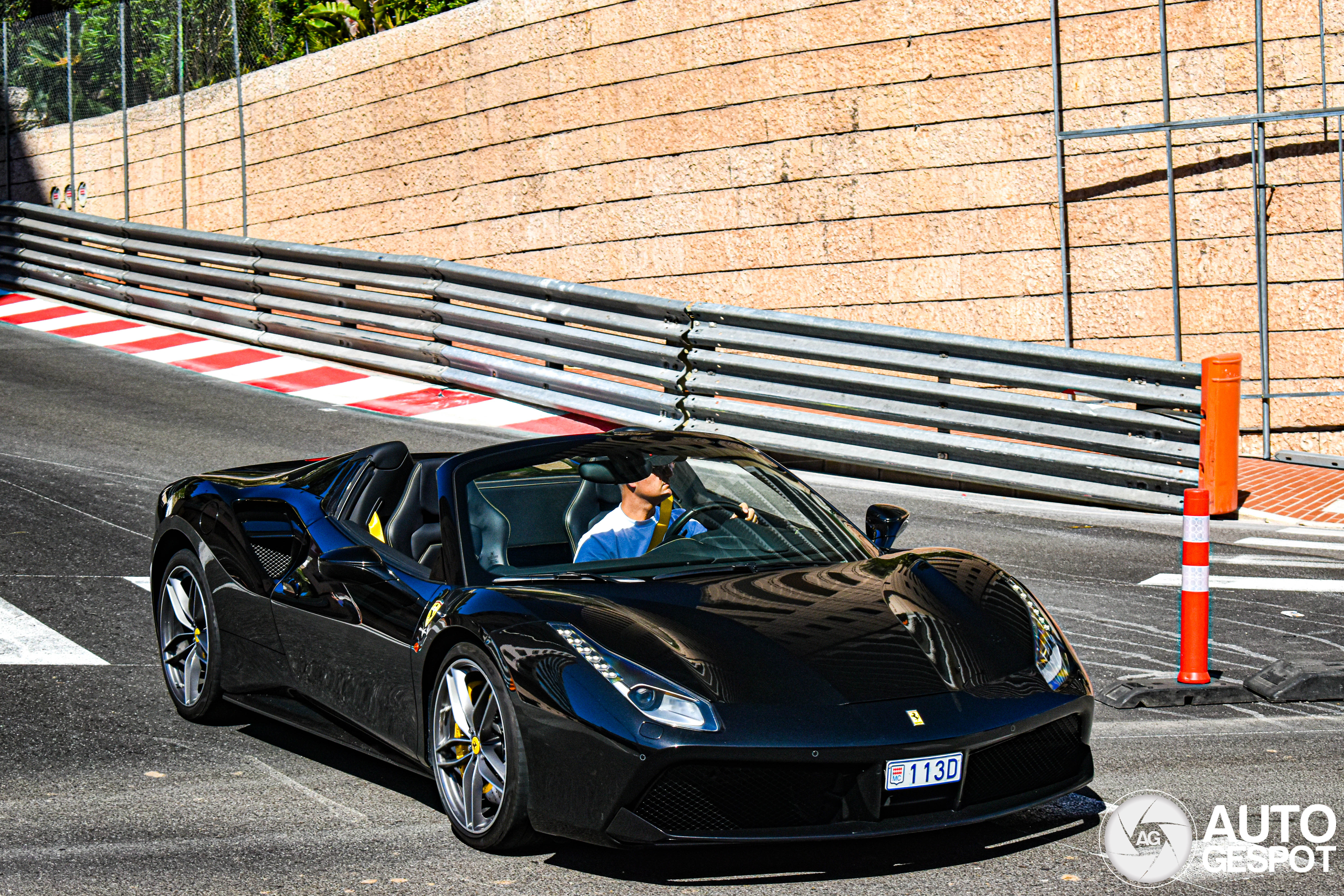 Ferrari 488 Spider