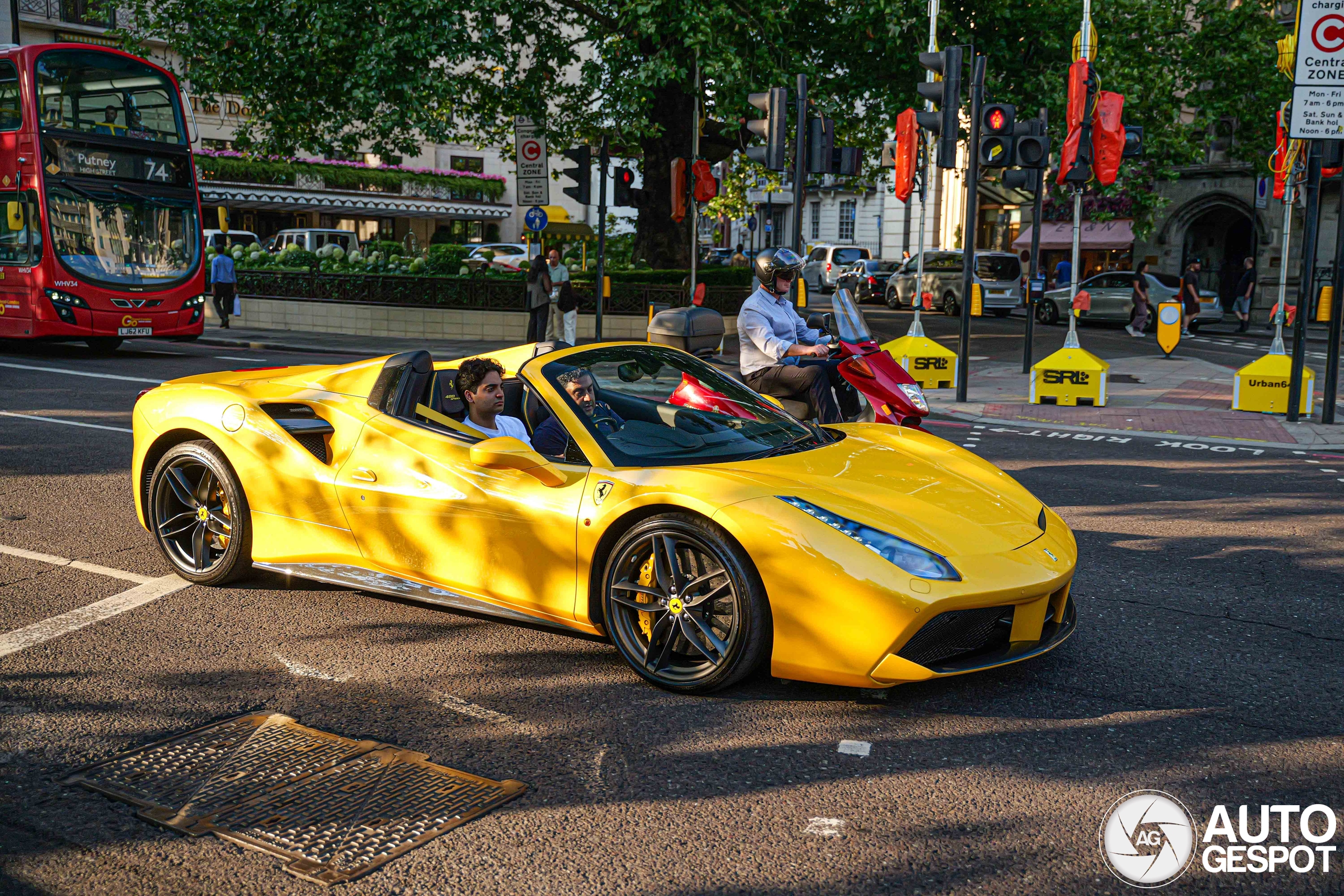 Ferrari 488 Spider