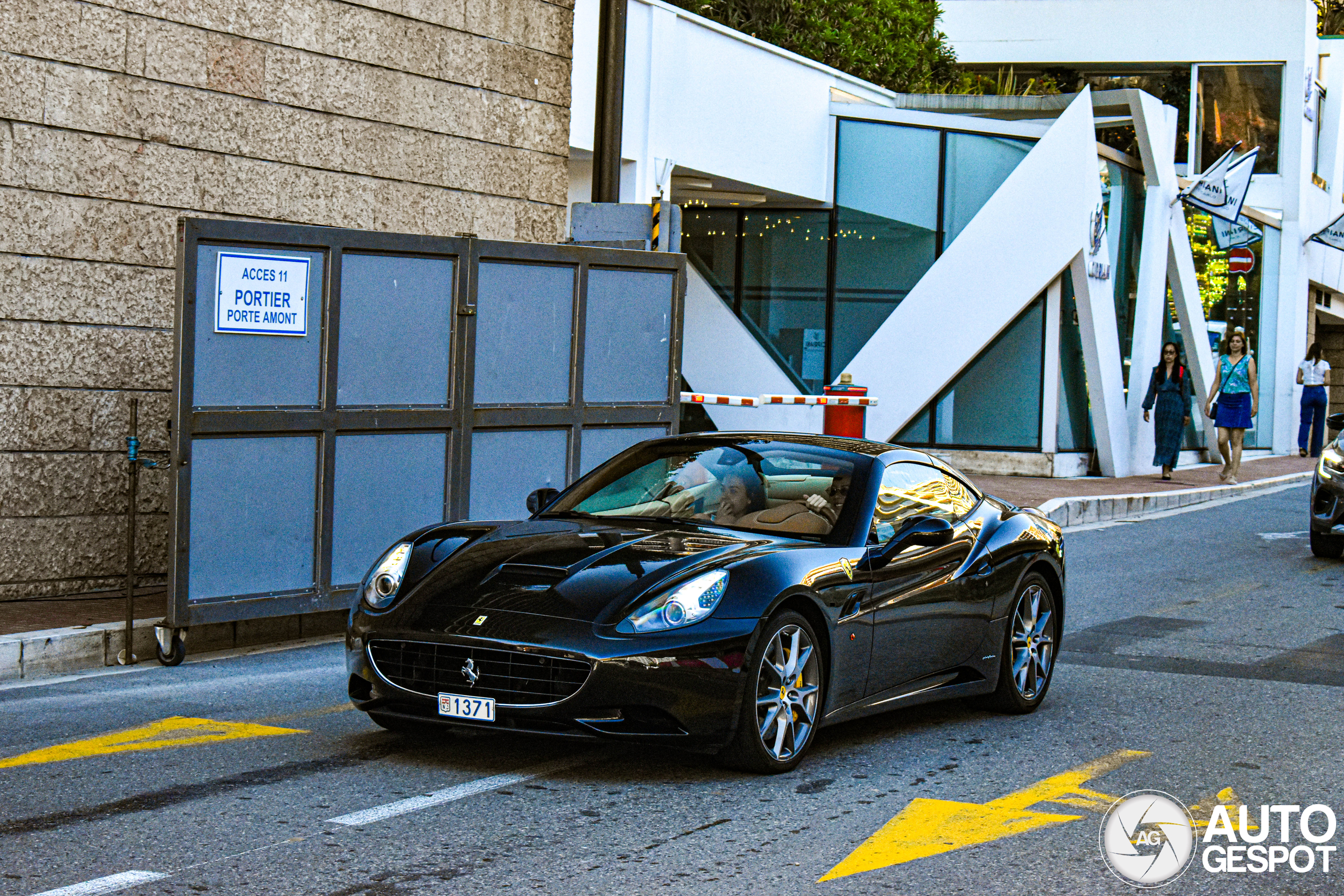 Ferrari California