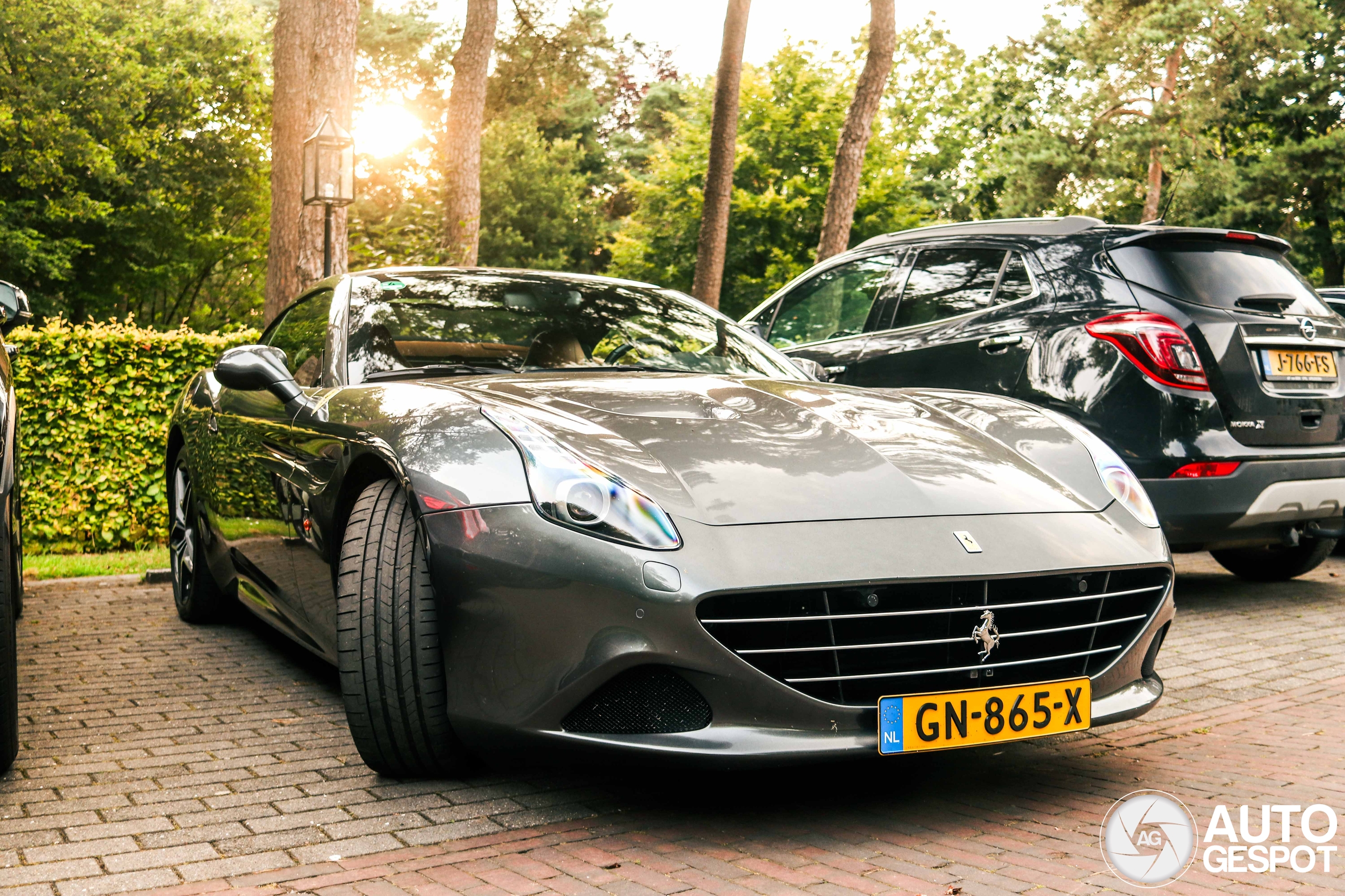 Ferrari California T