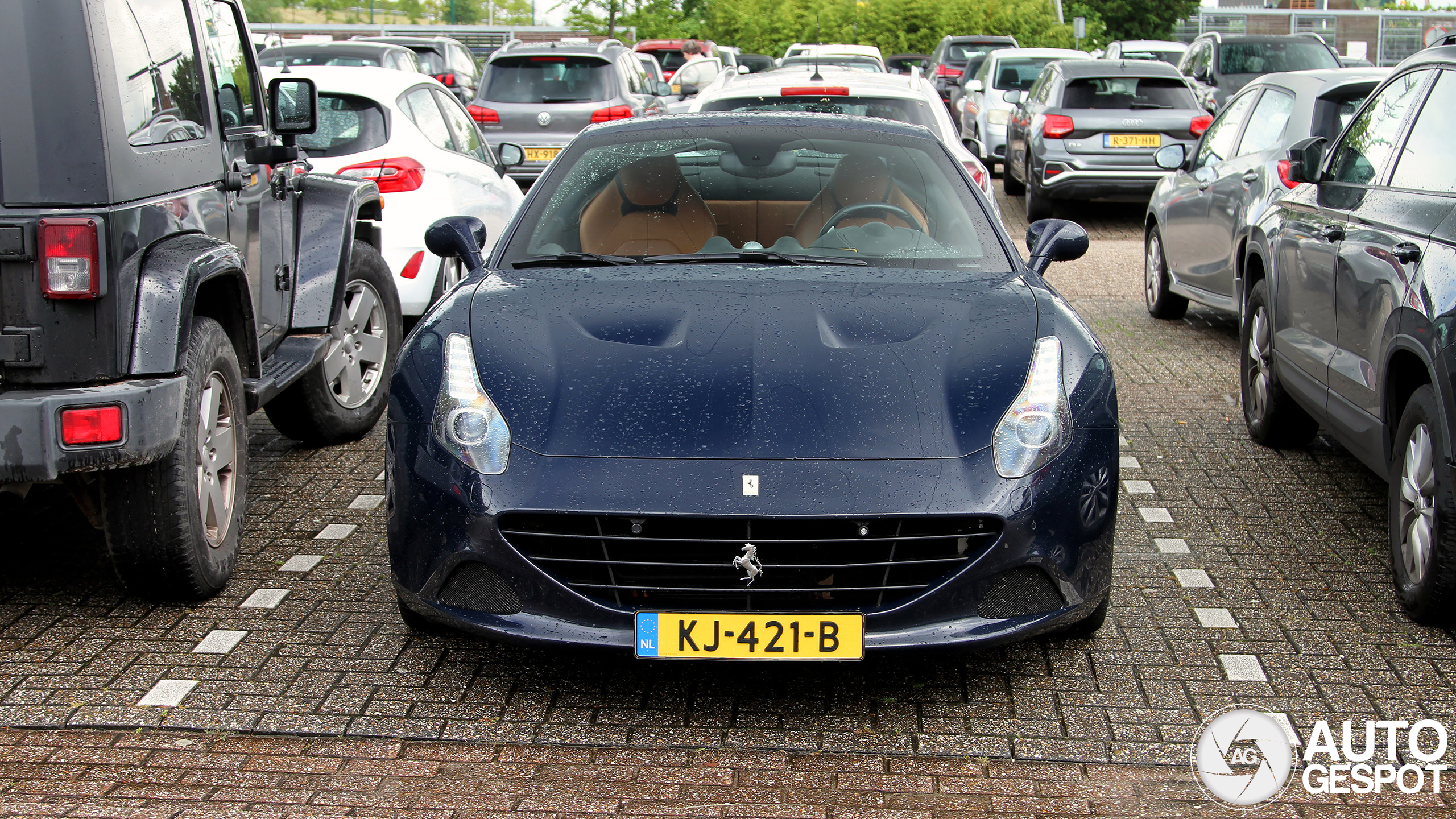 Ferrari California T