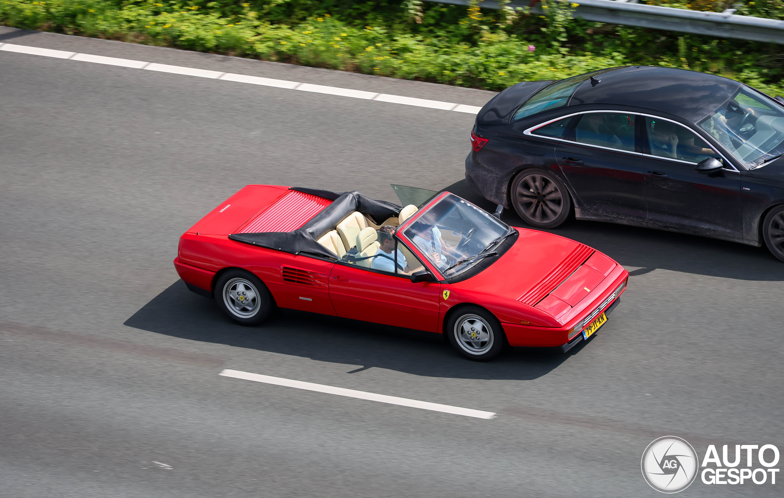 Ferrari Mondial T Cabriolet