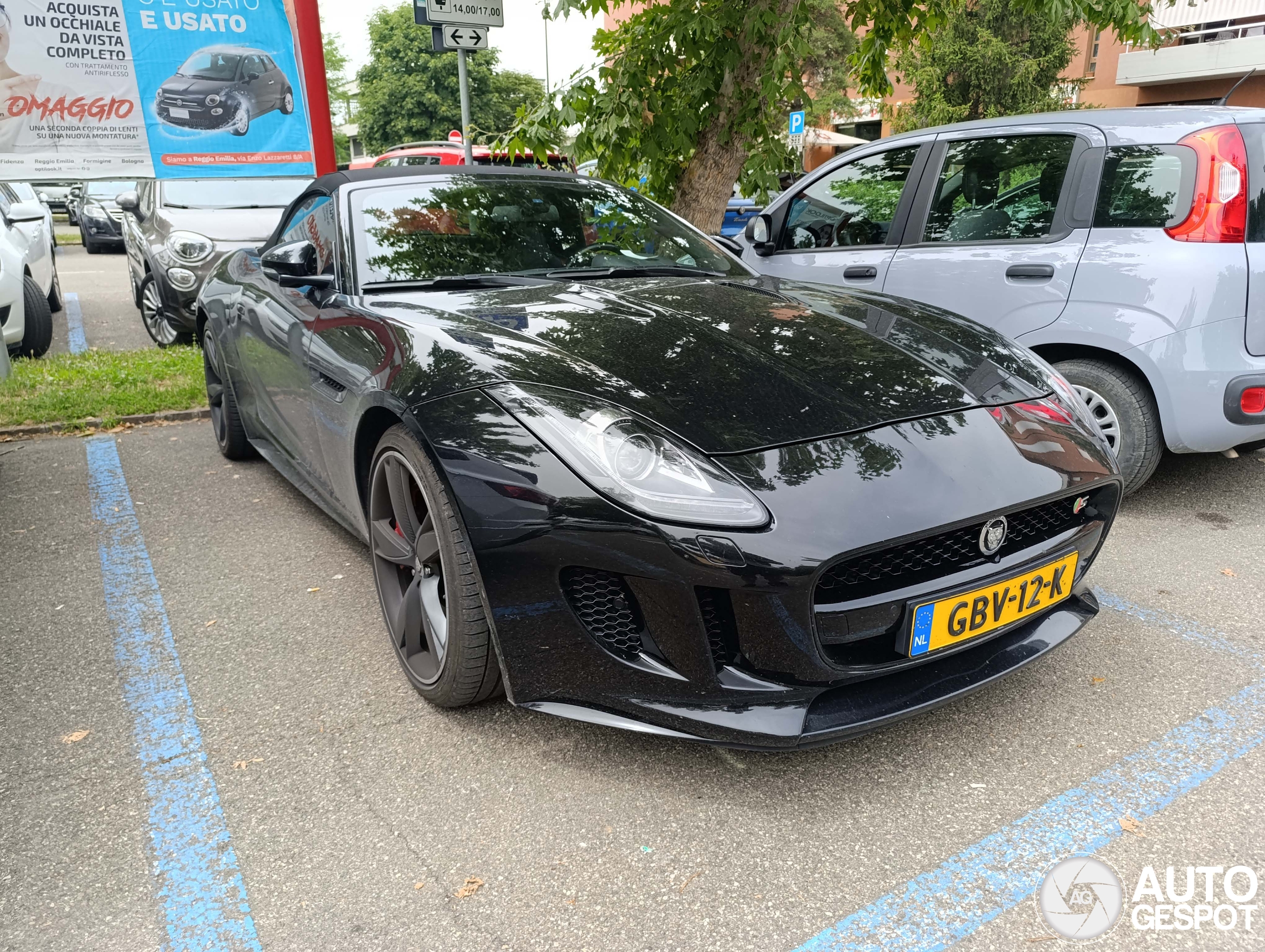 Jaguar F-TYPE S V8 Convertible