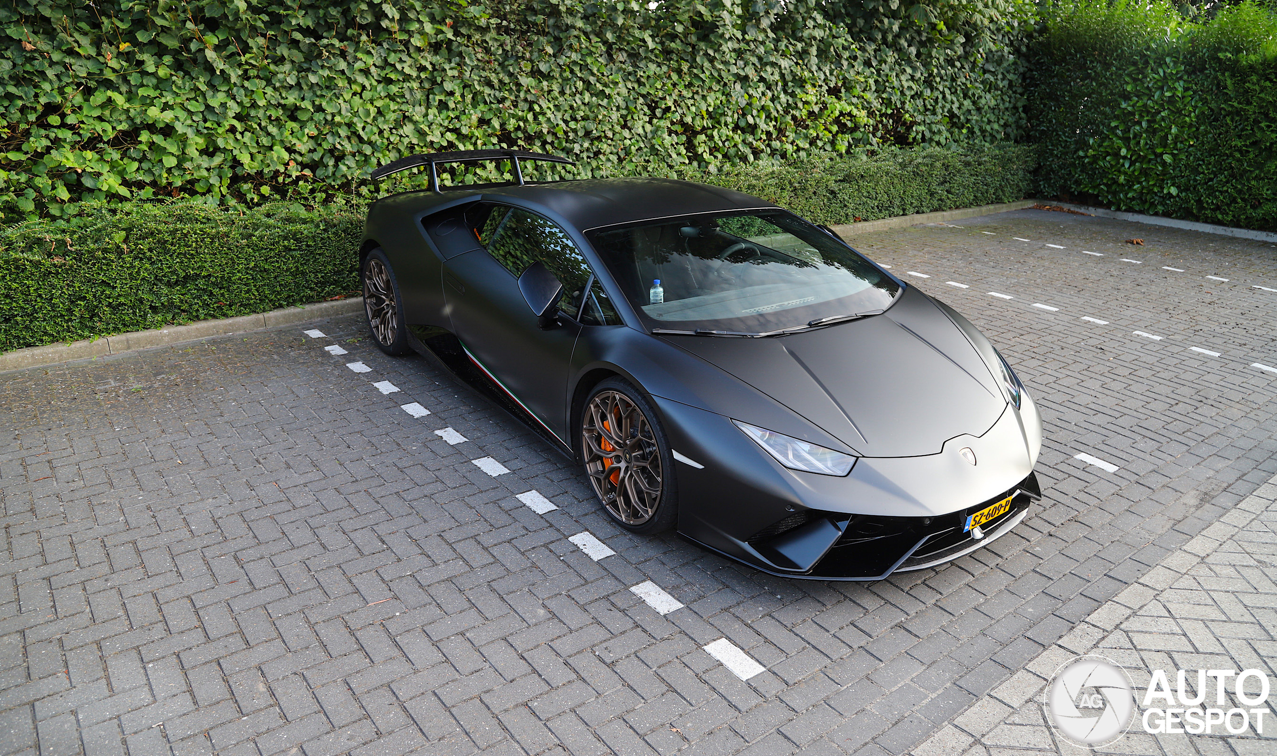 Lamborghini Huracán LP640-4 Performante