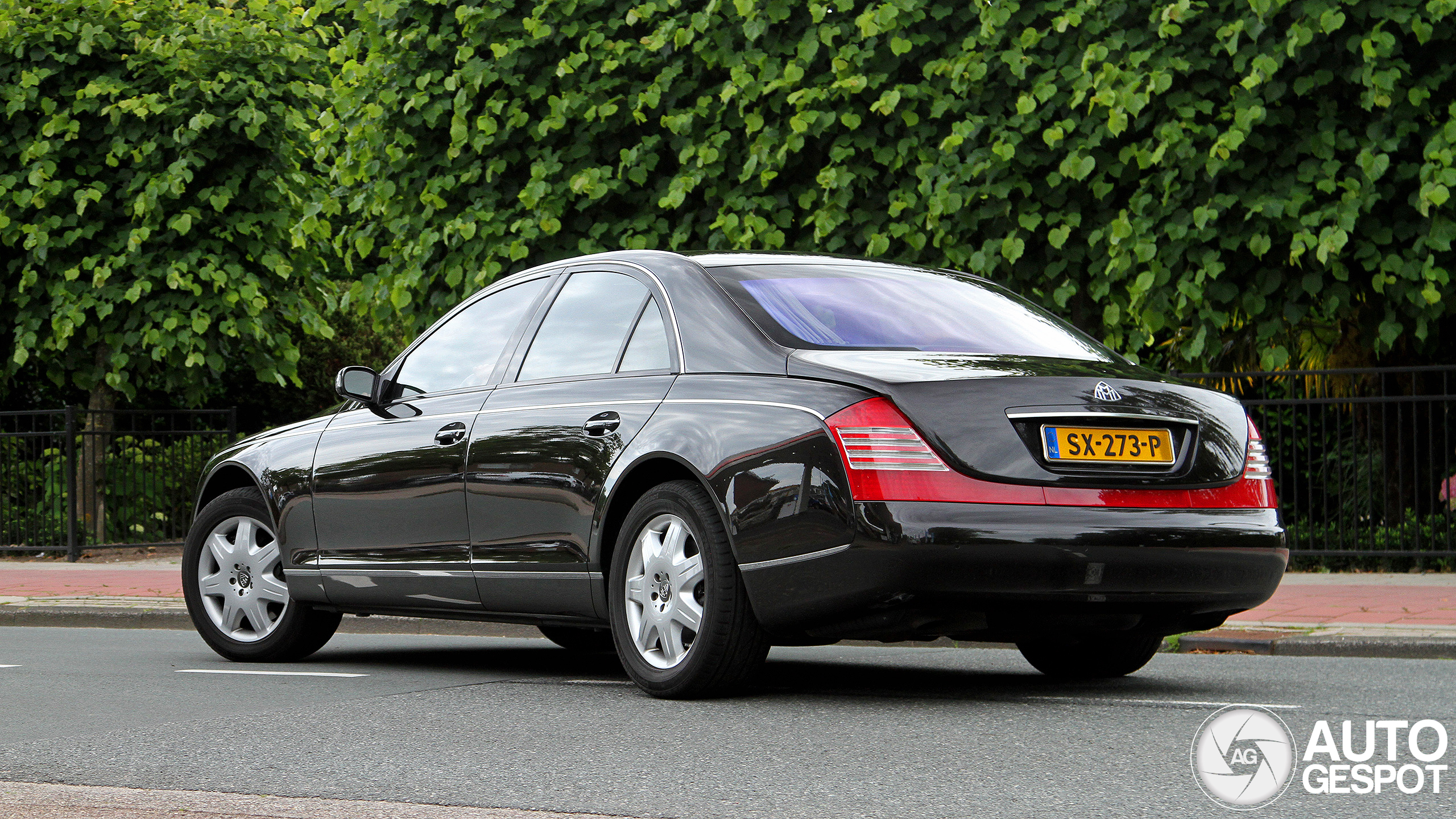 Maybach 57