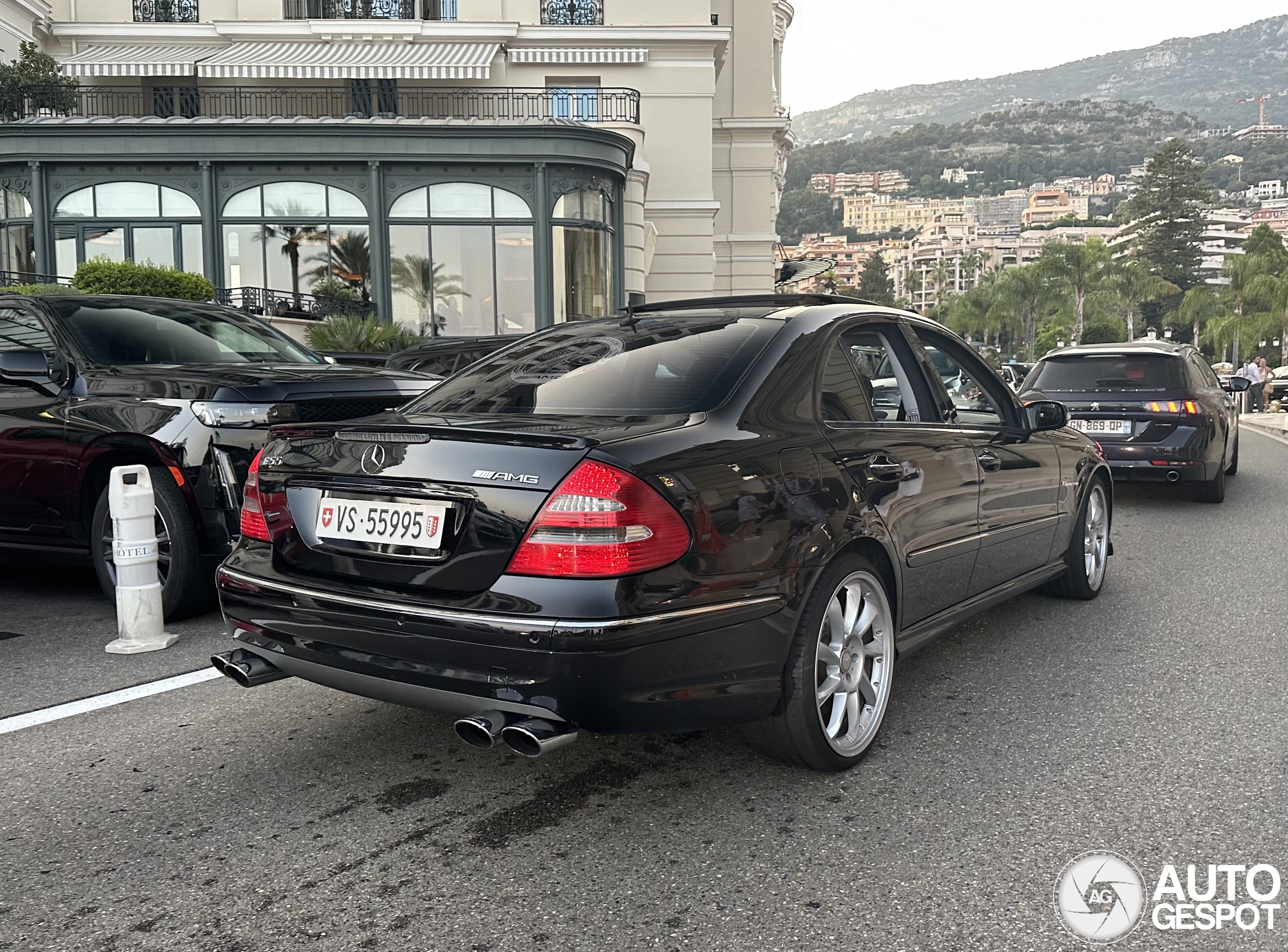 Mercedes-Benz E 55 AMG