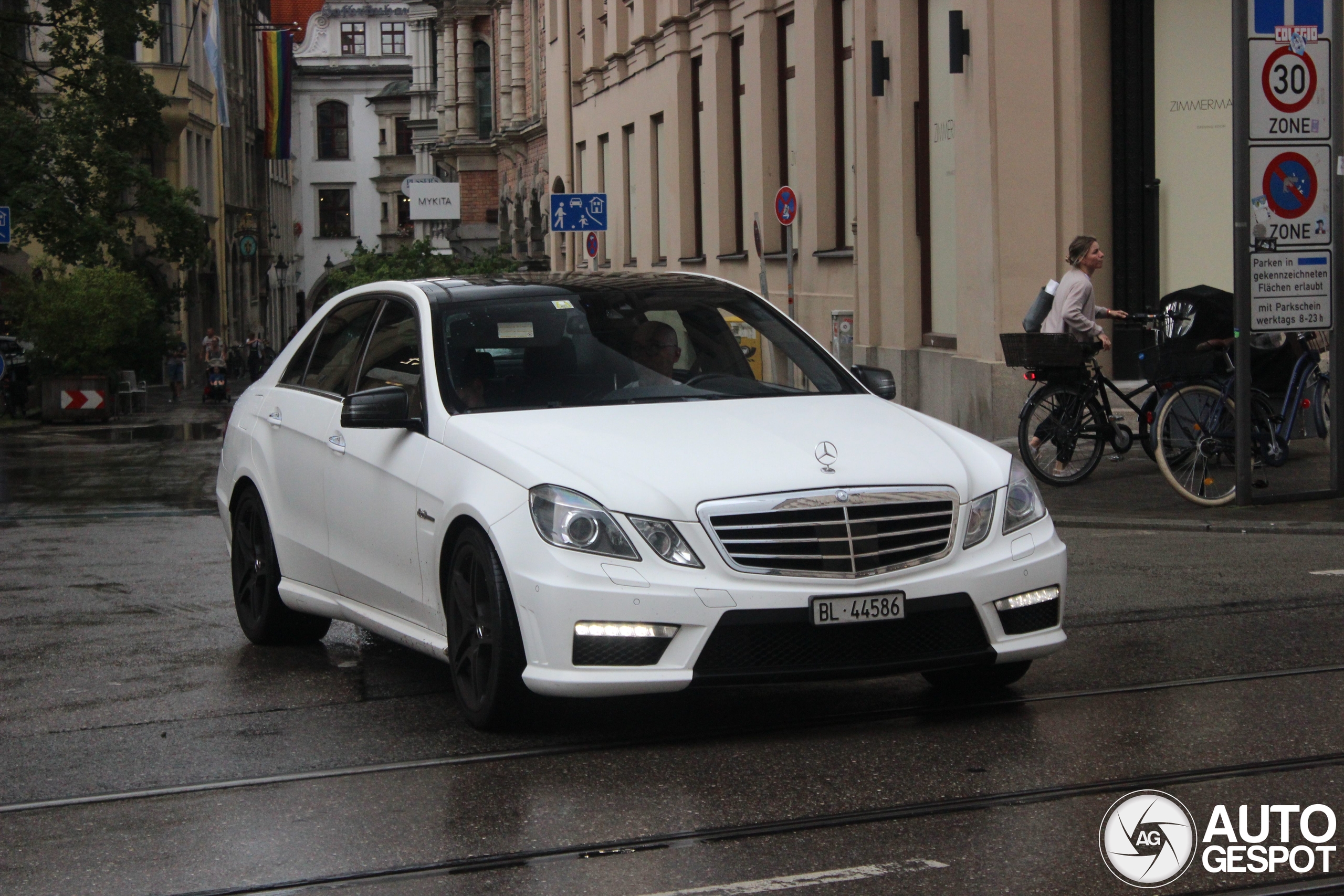 Mercedes-Benz E 63 AMG W212