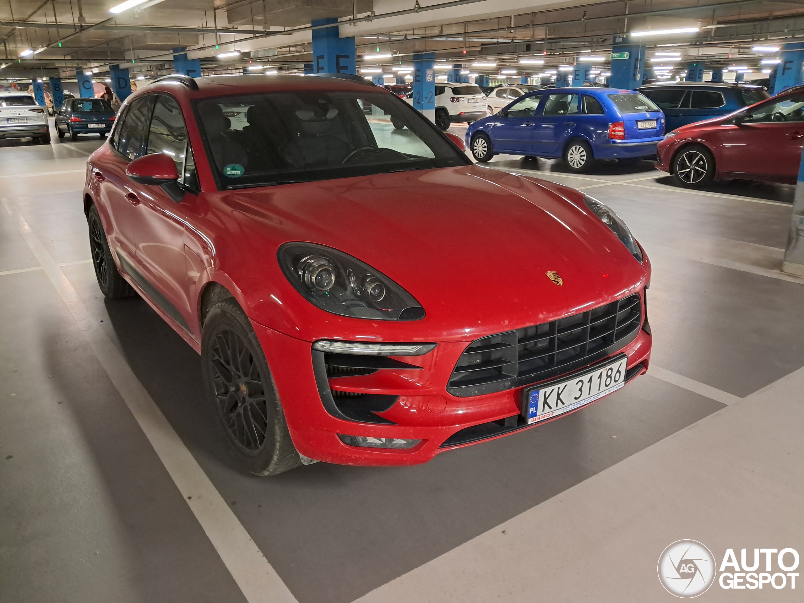 Porsche 95B Macan GTS