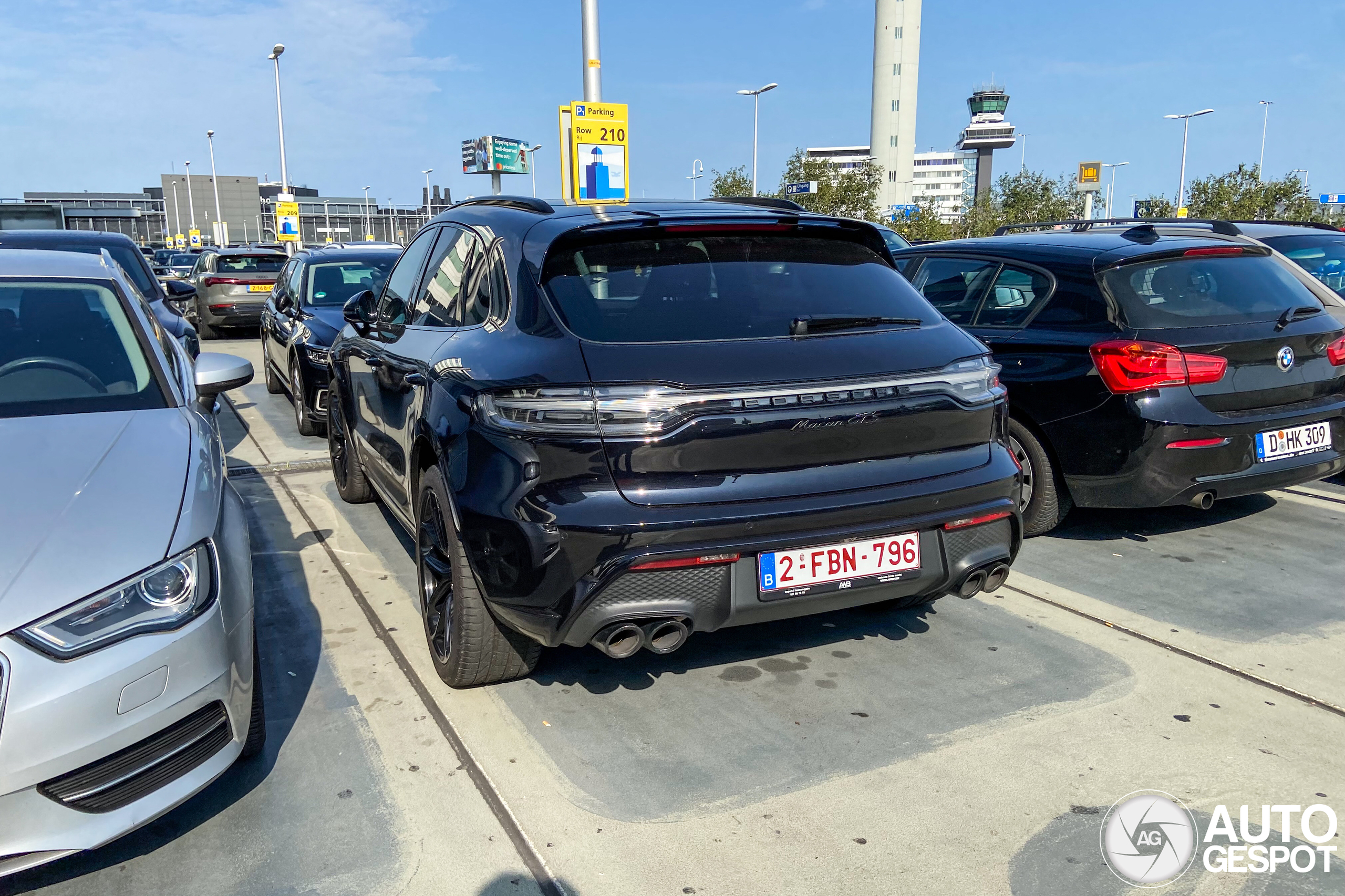 Porsche 95B Macan GTS MkIII