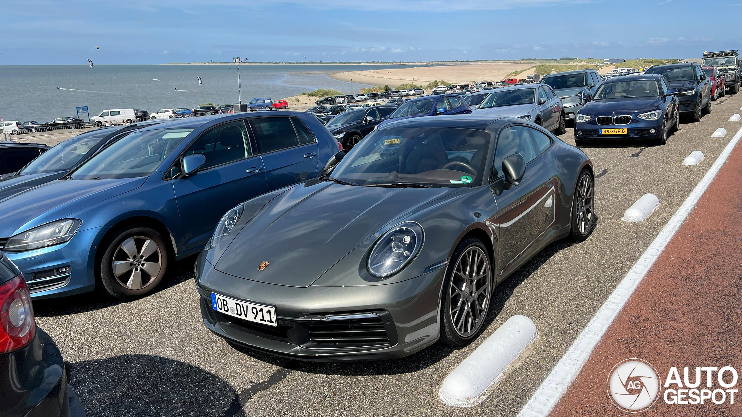 Porsche 992 Carrera 4S