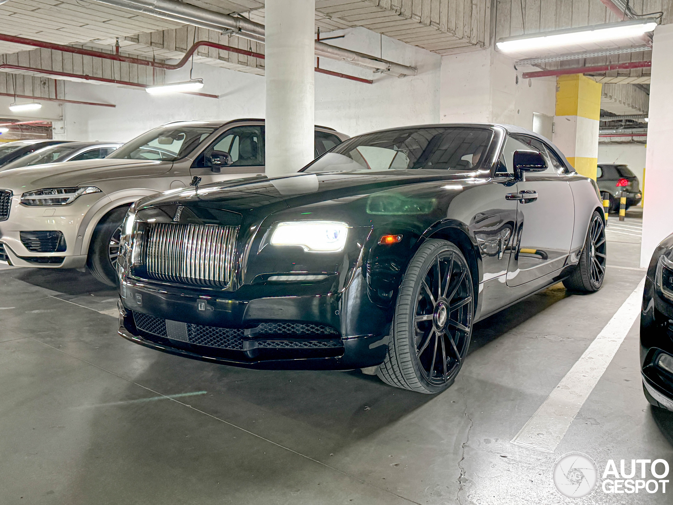 Rolls-Royce Dawn Black Badge